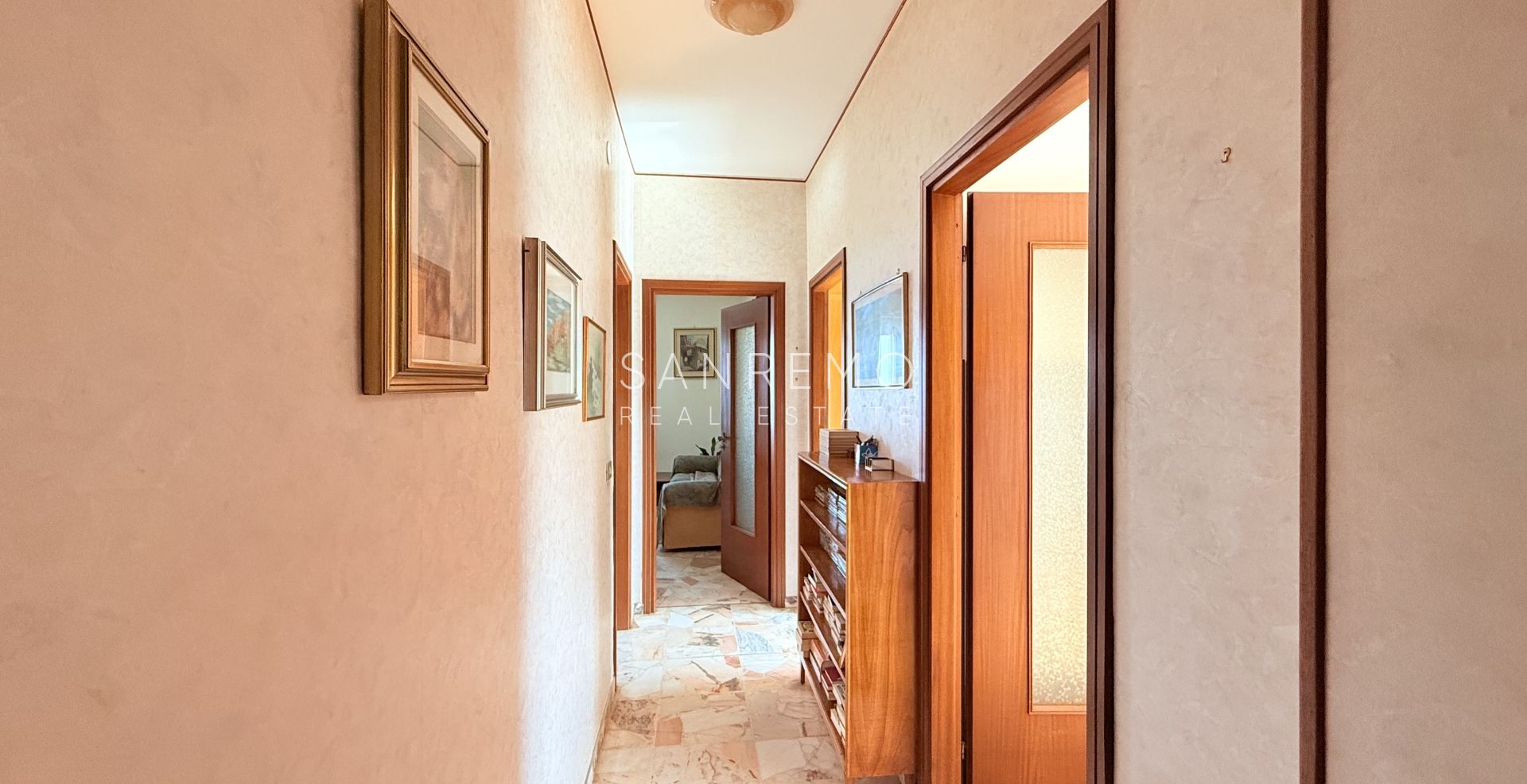 Attico con vista panoramica sul mare nel secondo tratto di via Galilei