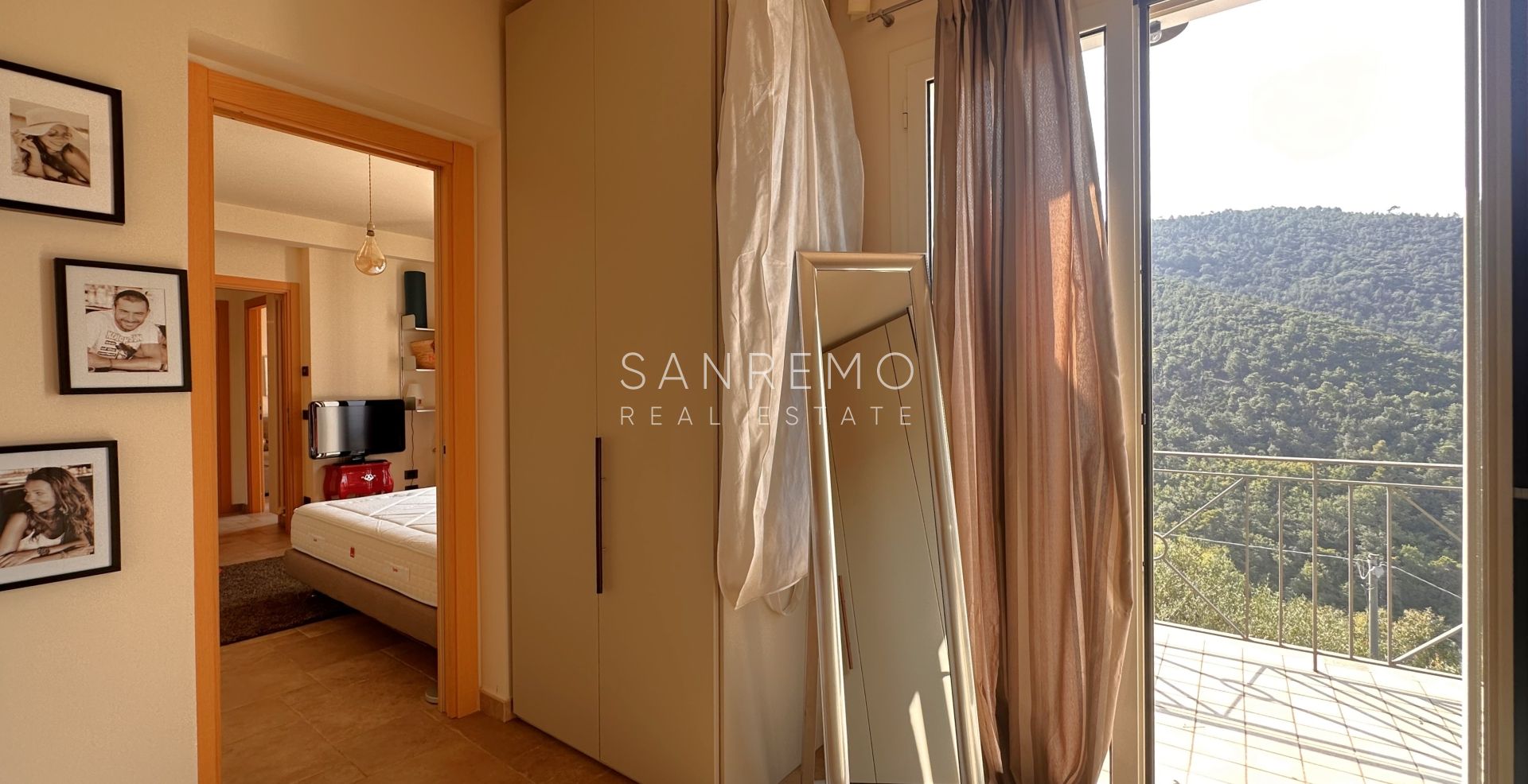 Villa con vista mare sulla prima collina di Bordighera – Eleganza, comfort e panorama mozzafiato