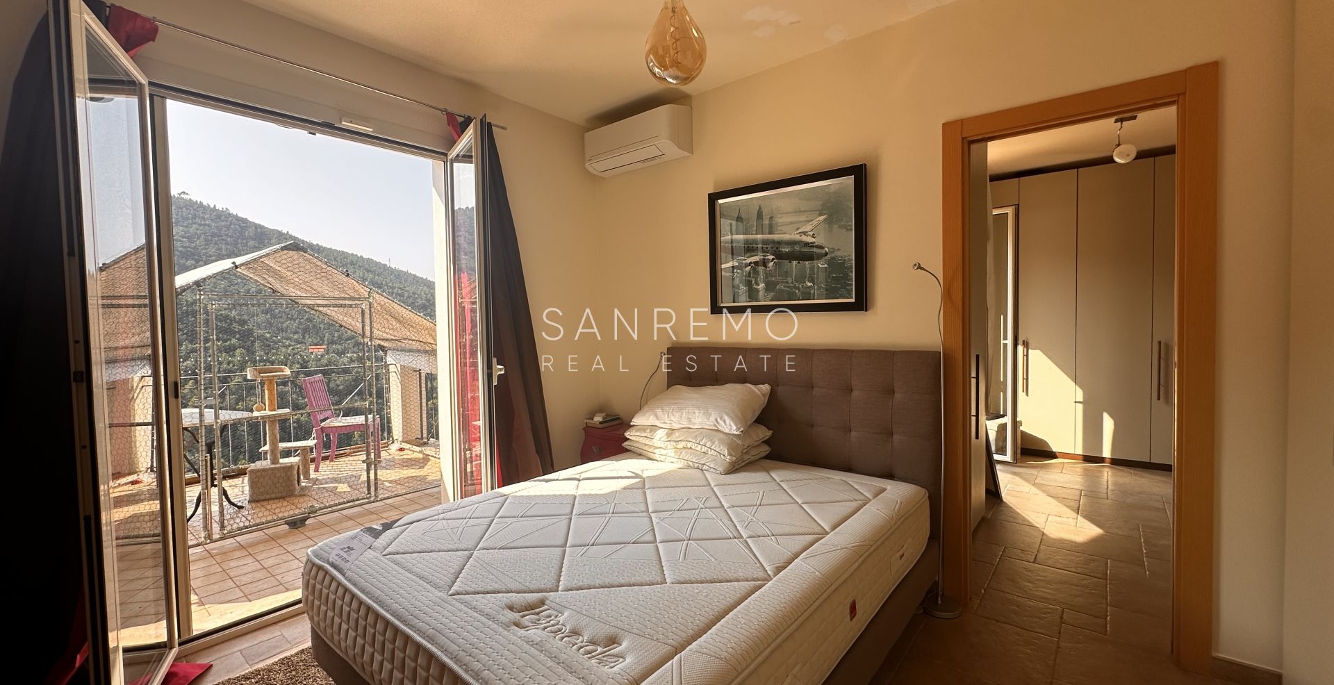 Villa con vista mare sulla prima collina di Bordighera – Eleganza, comfort e panorama mozzafiato