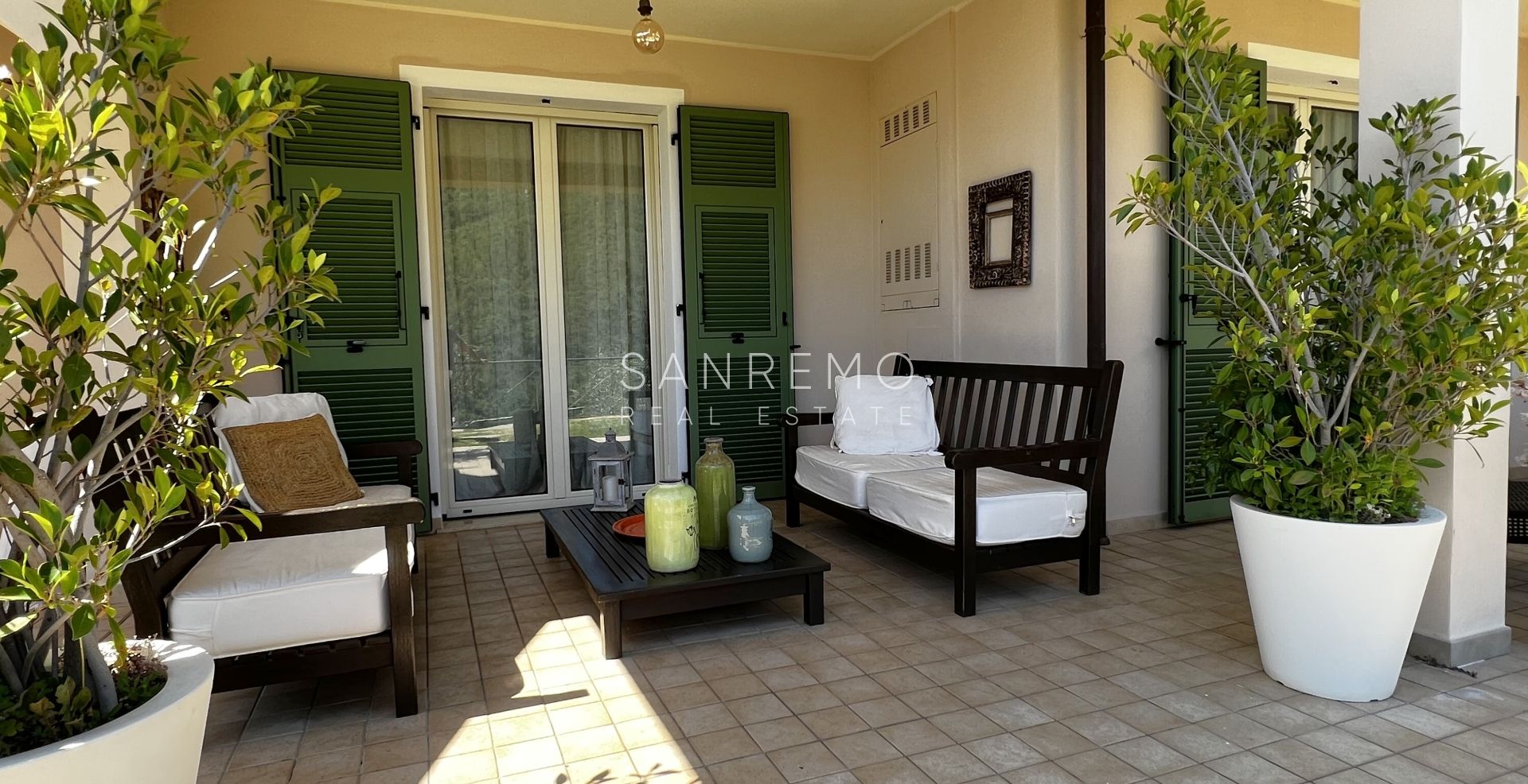 Villa con vista mare sulla prima collina di Bordighera – Eleganza, comfort e panorama mozzafiato
