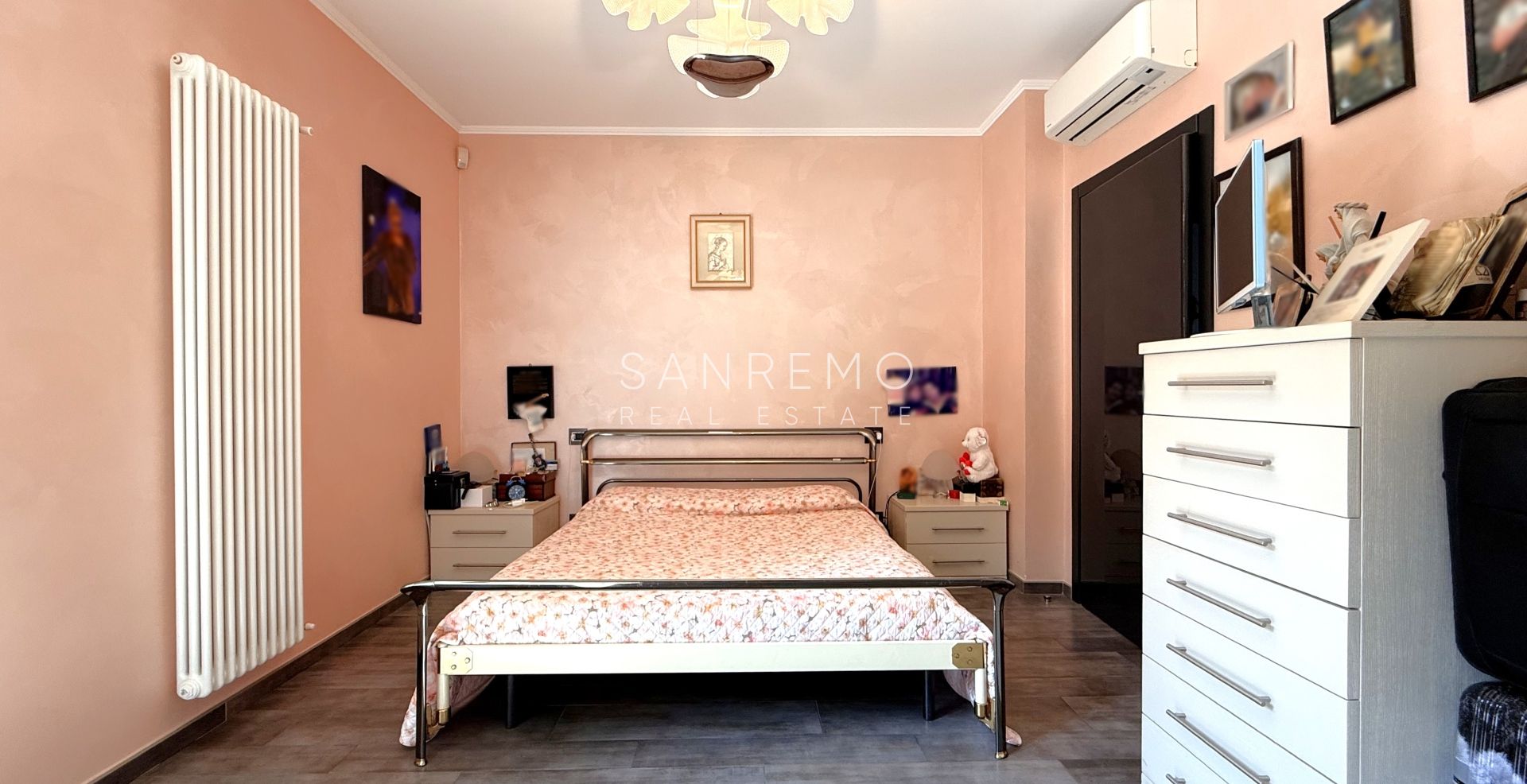 Prestigiosa villa con piscina e vista mare