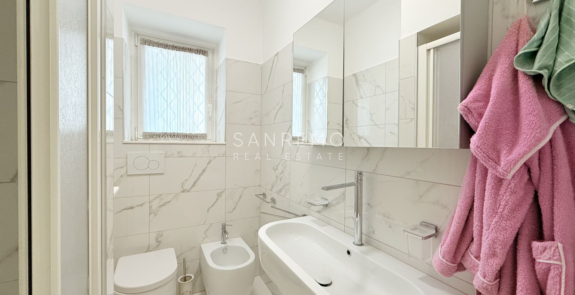 Splendido appartamento completamente ristrutturato in zona pianeggiante ed esclusiva