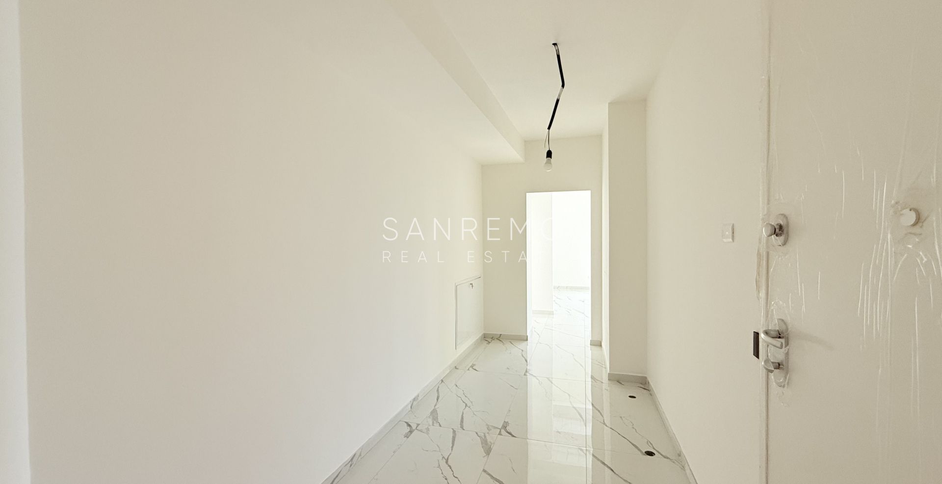 Splendido appartamento con soppalco e terrazzo a pozzo con meravigliosa vista sul mare