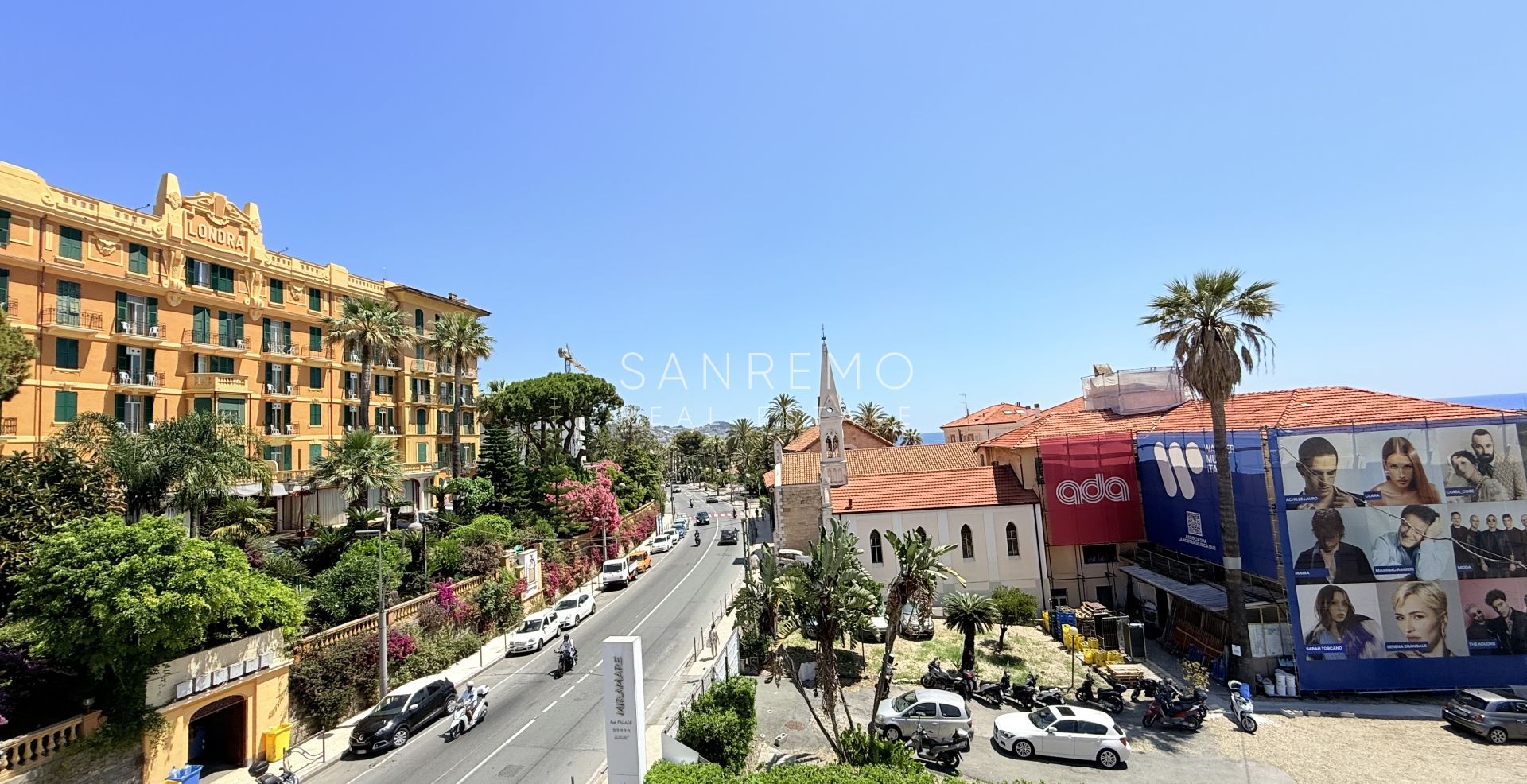 Splendido appartamento con soppalco e terrazzo a pozzo con meravigliosa vista sul mare