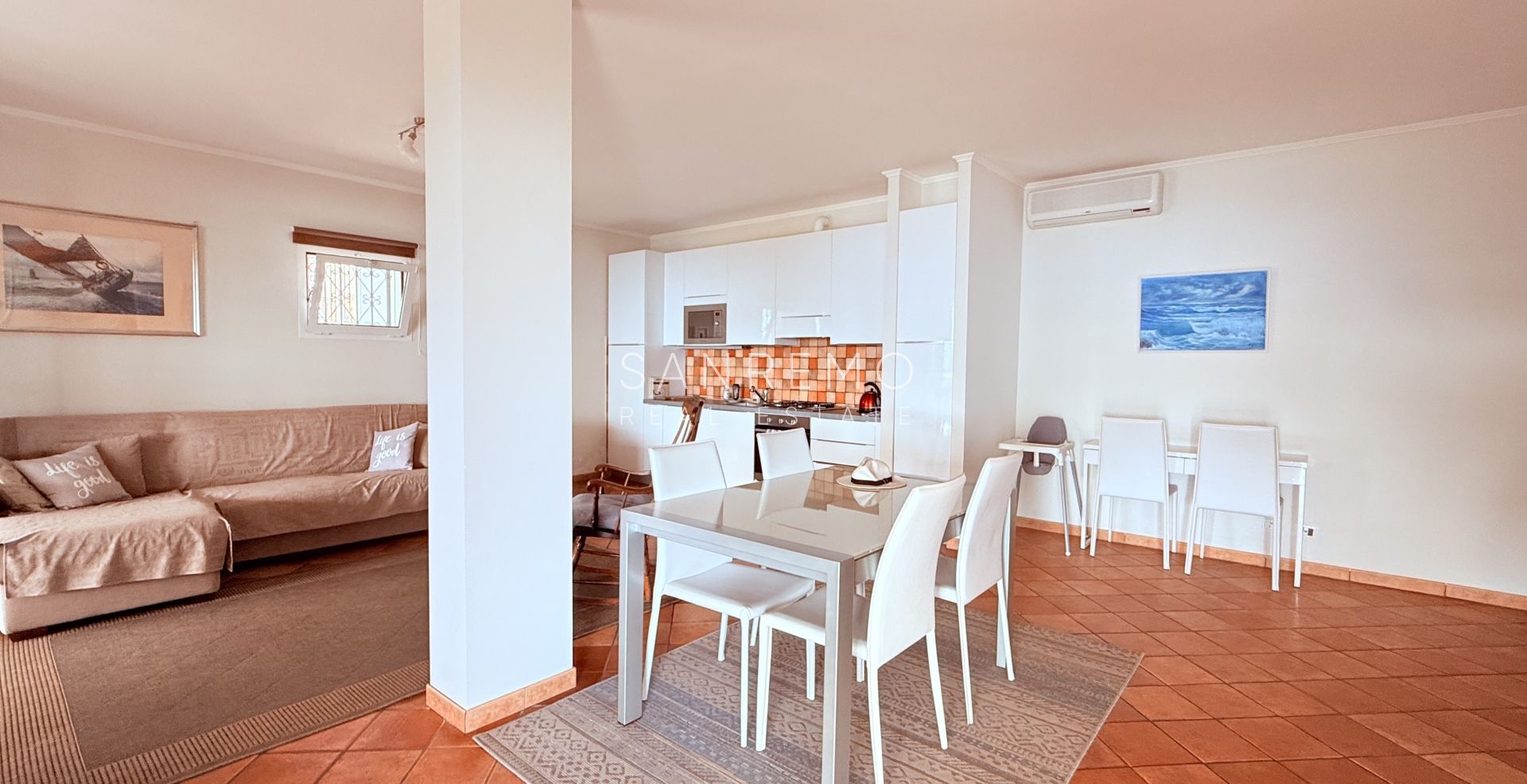 Prestigiosa villa con piscina e vista mare mozzafiato