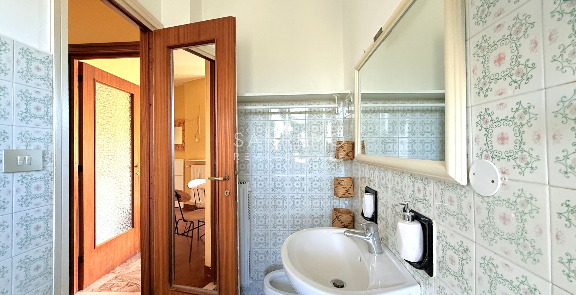 Grazioso bilocale in complesso con portineria a pochi passi dal mare