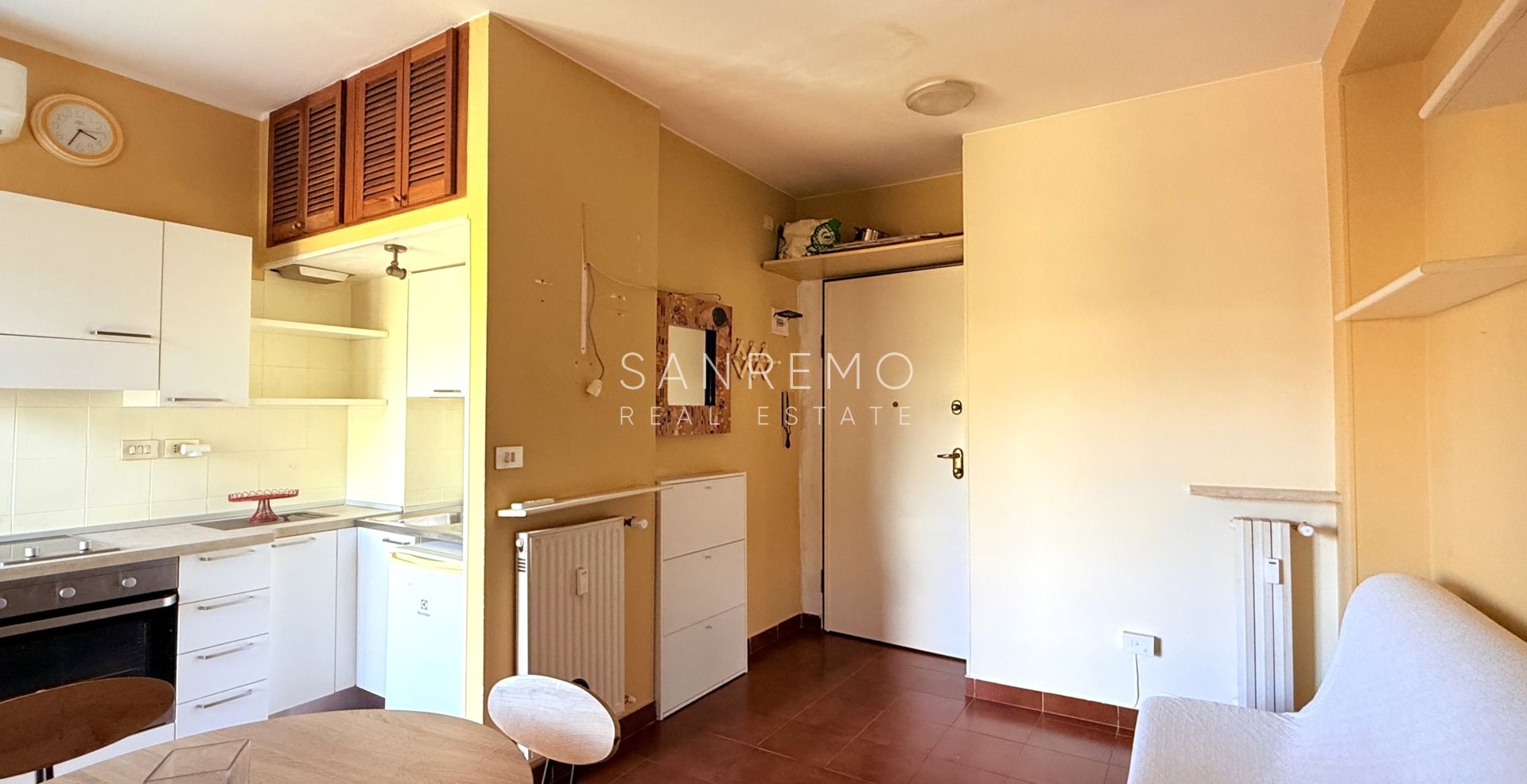 Grazioso bilocale in complesso con portineria a pochi passi dal mare