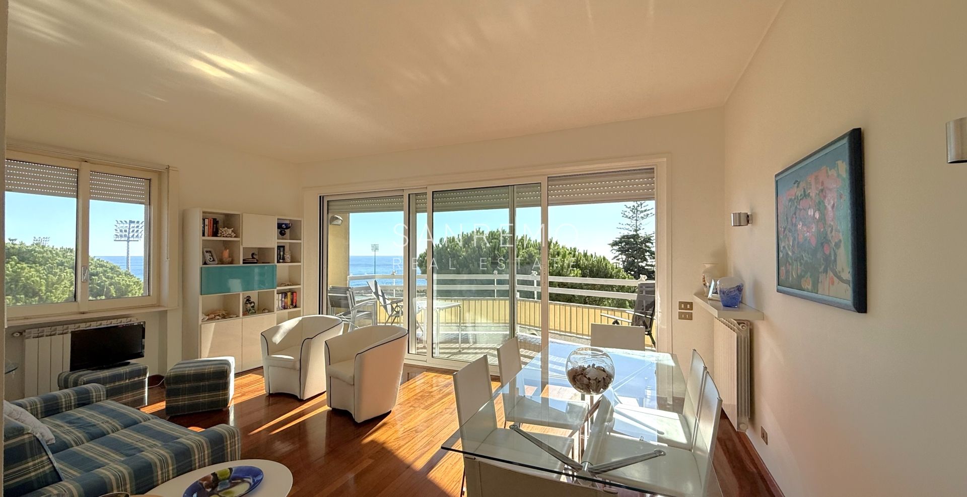 Luminoso appartamento a pochi passi dal mare e dalla pista ciclabile