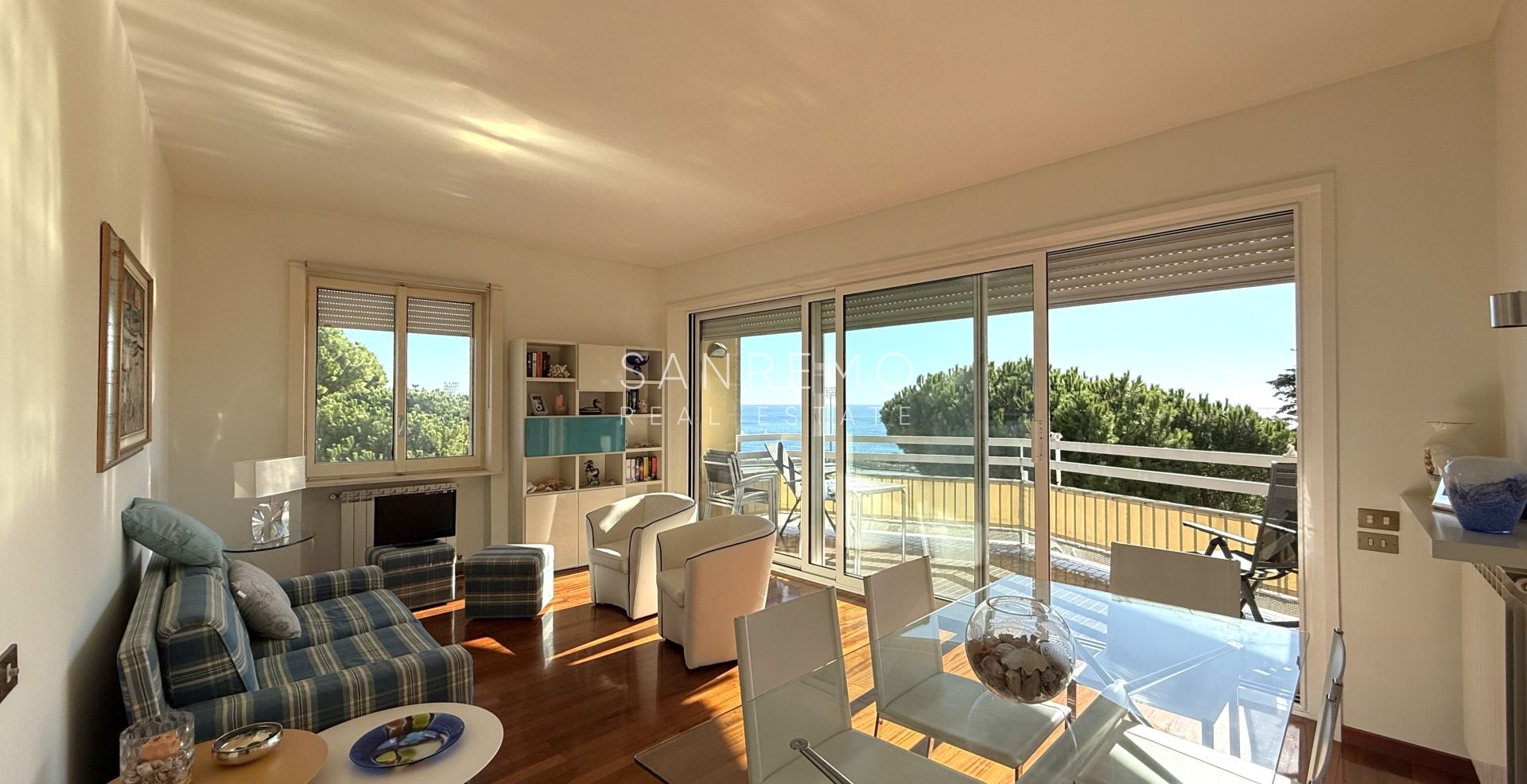 Luminoso appartamento a pochi passi dal mare e dalla pista ciclabile