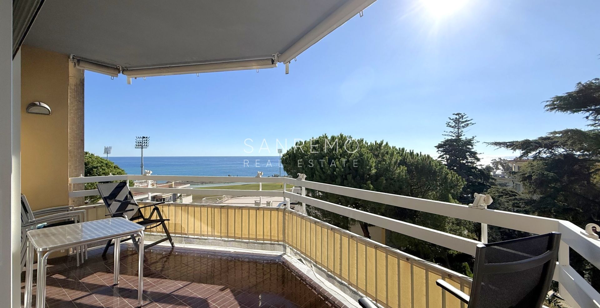 Luminoso appartamento a pochi passi dal mare e dalla pista ciclabile