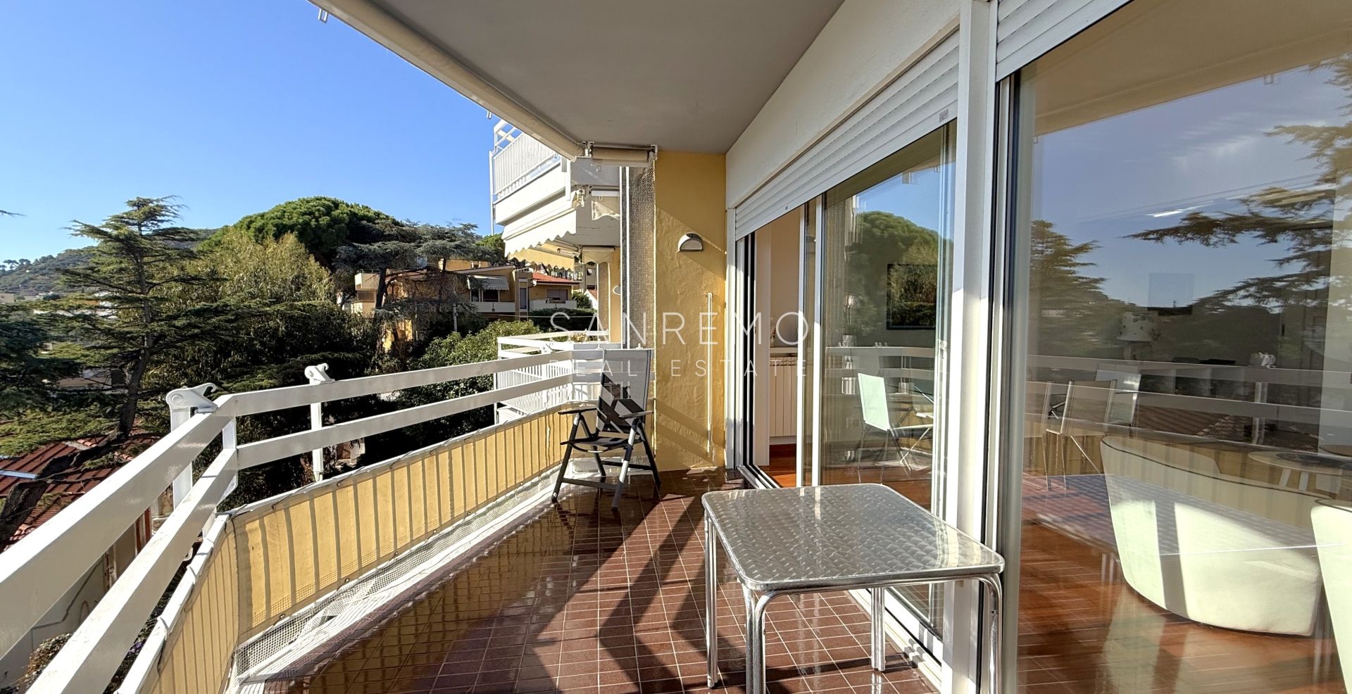 Luminoso appartamento a pochi passi dal mare e dalla pista ciclabile