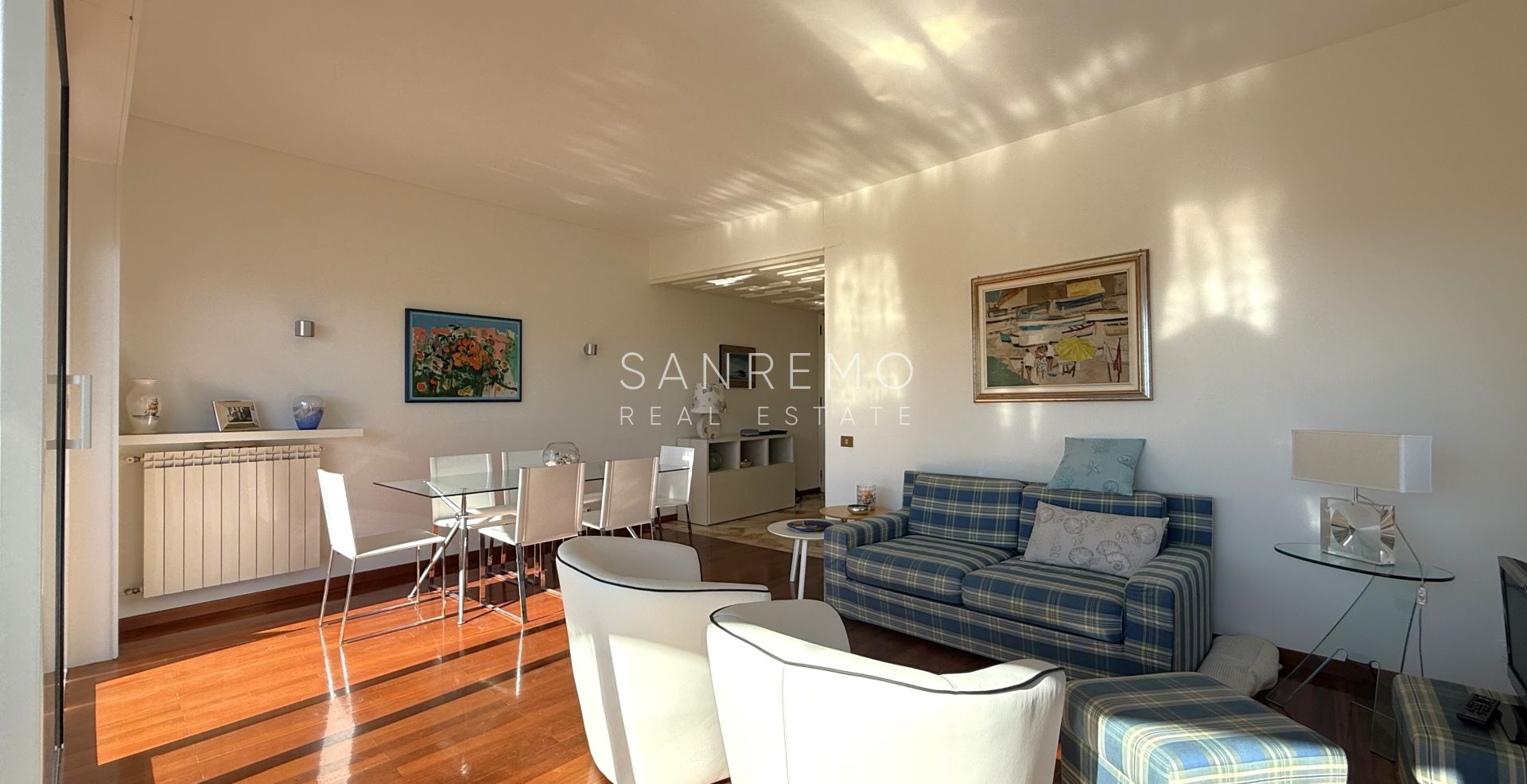 Luminoso appartamento a pochi passi dal mare e dalla pista ciclabile