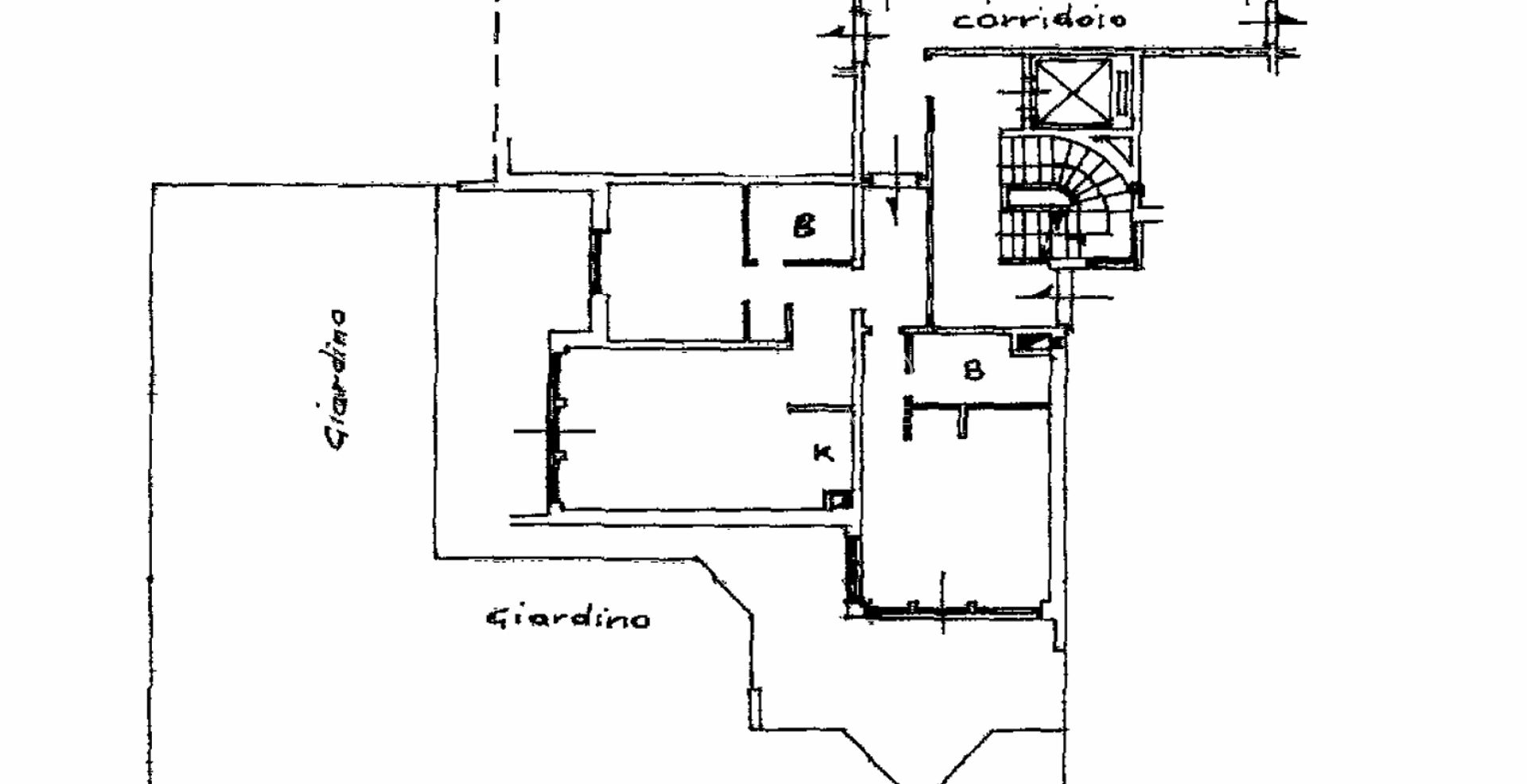 Trilocale sul mare in elegante complesso con piscina