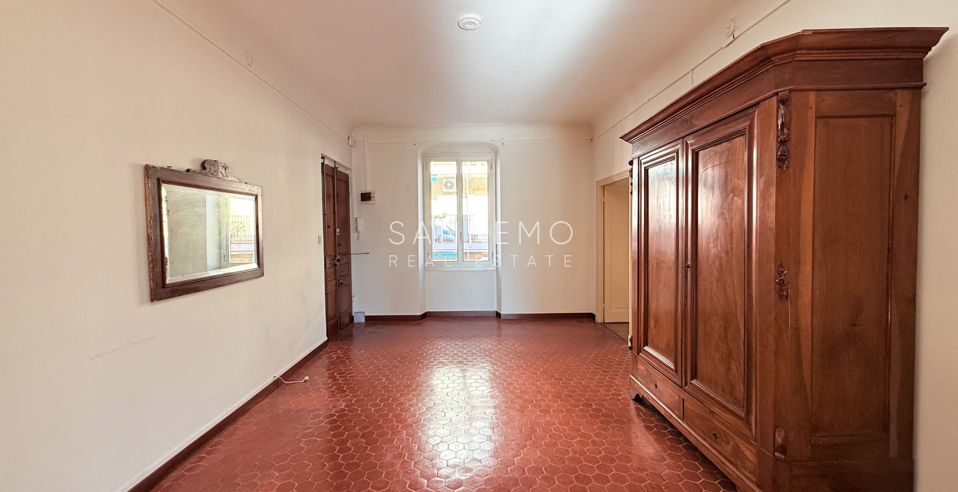 Appartamento di 240 mq in elegante palazzo d'epoca