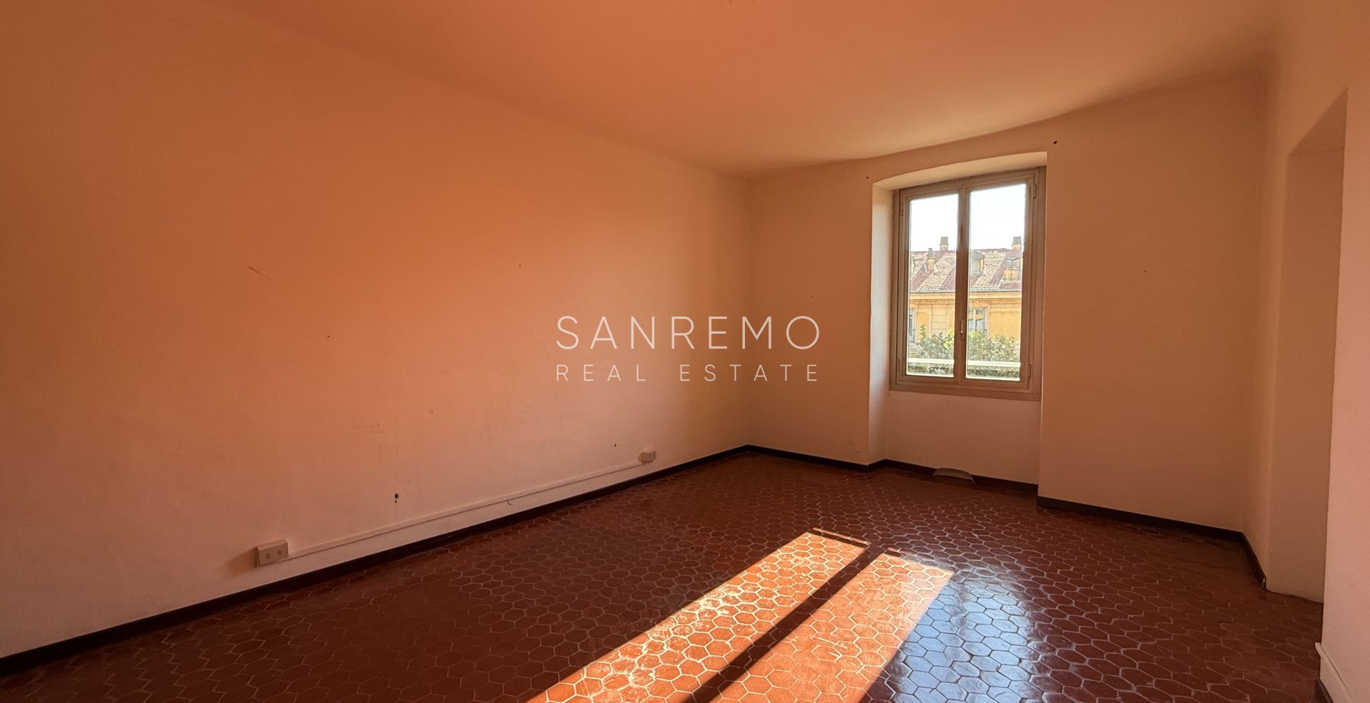 Appartamento di 240 mq in elegante palazzo d'epoca