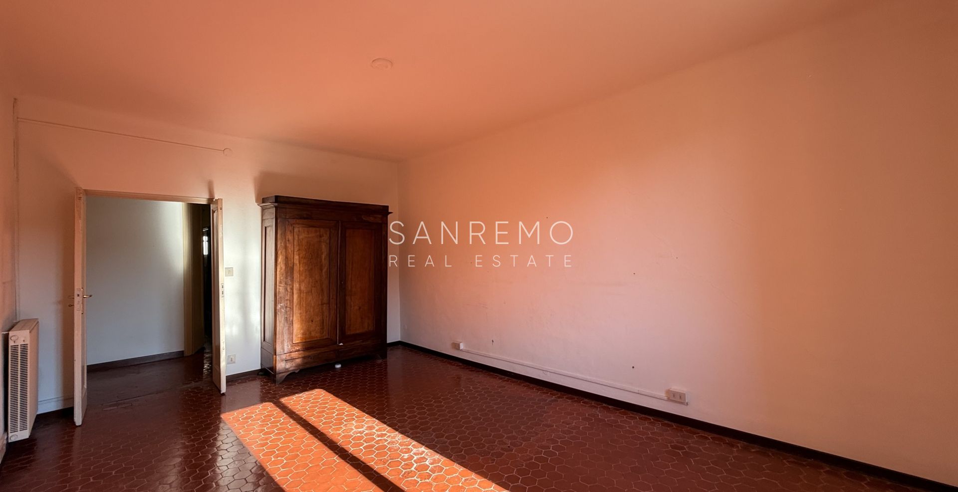 Appartamento di 240 mq in elegante palazzo d'epoca