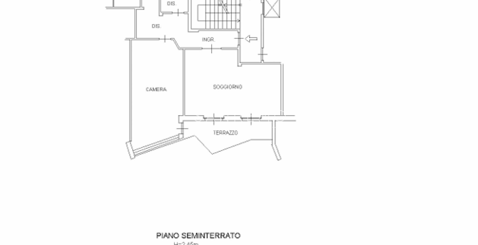 Appartamento di 130 mq con terrazzo in posizione pianeggiante ed a pochi passi dalle spiagge e della pista ciclabile
