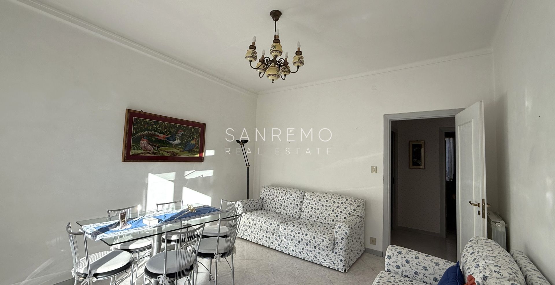  Luminoso e soleggiato appartamento con doppia esposizione e due terrazzini