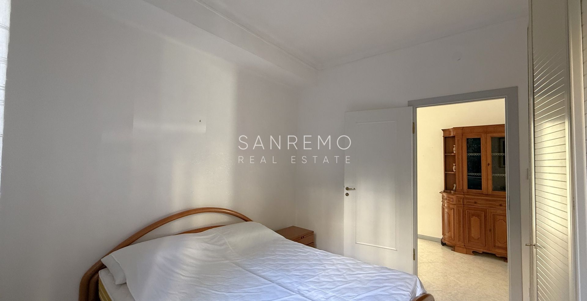  Luminoso e soleggiato appartamento con doppia esposizione e due terrazzini