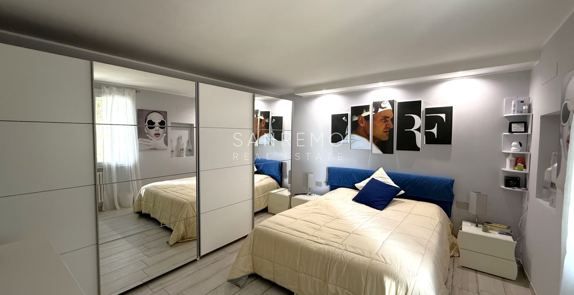 Appartamento su due livelli in complesso residenziale con piscina