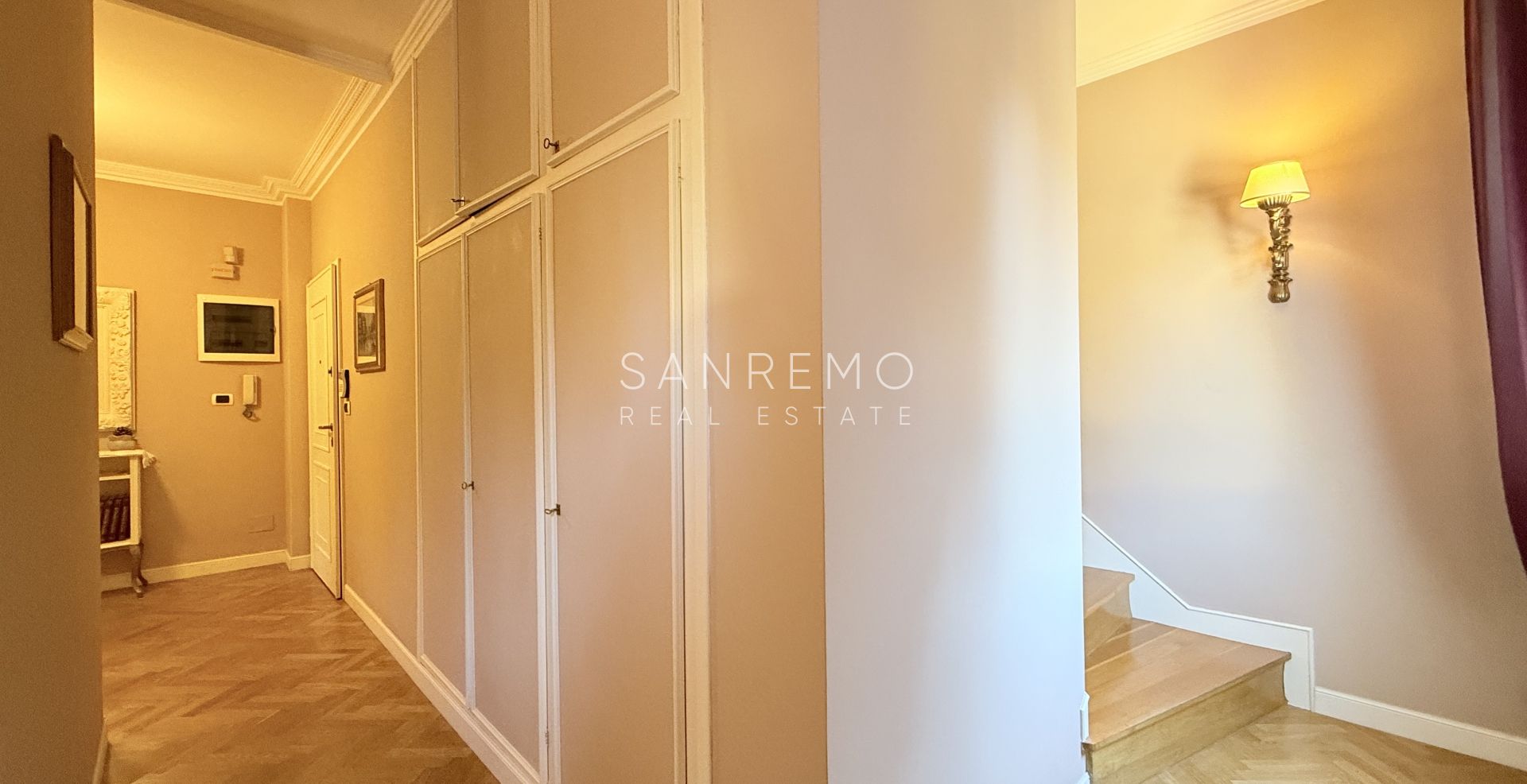 Attico e superattico con piscina e panoramica vita mare