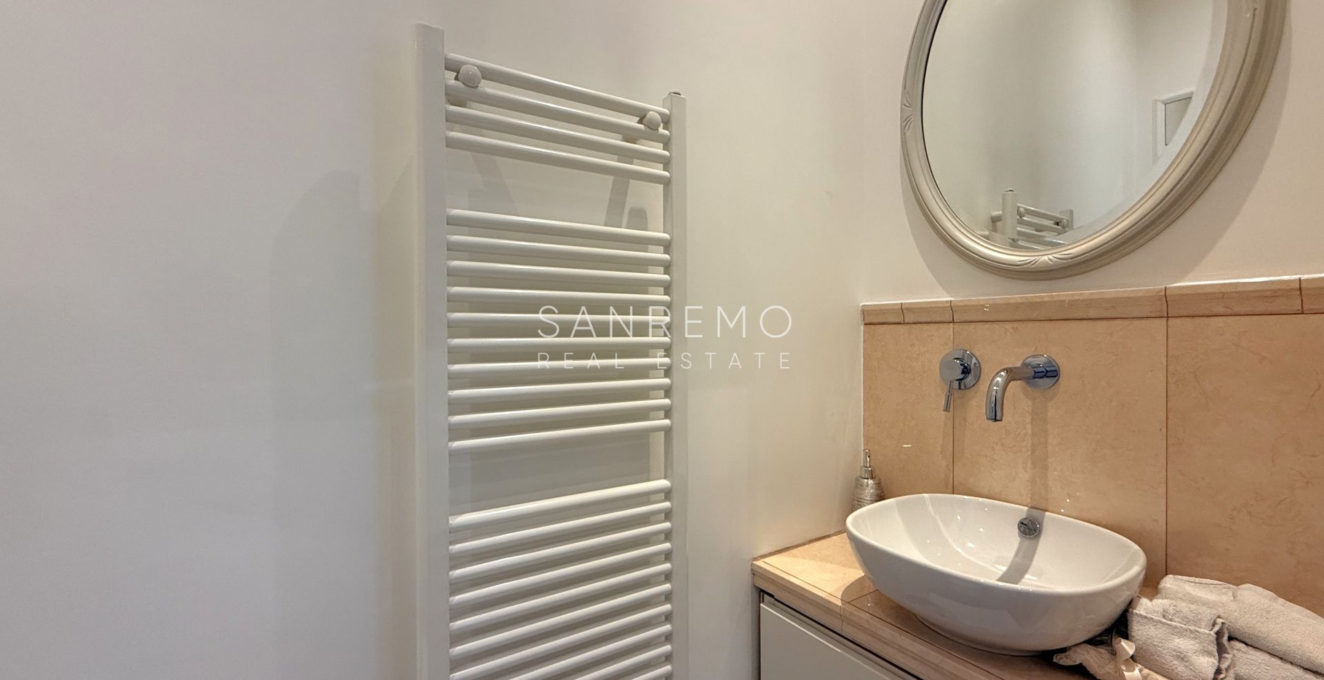 Appartamento completamente ristrutturato con un piacevole spazio esterno 