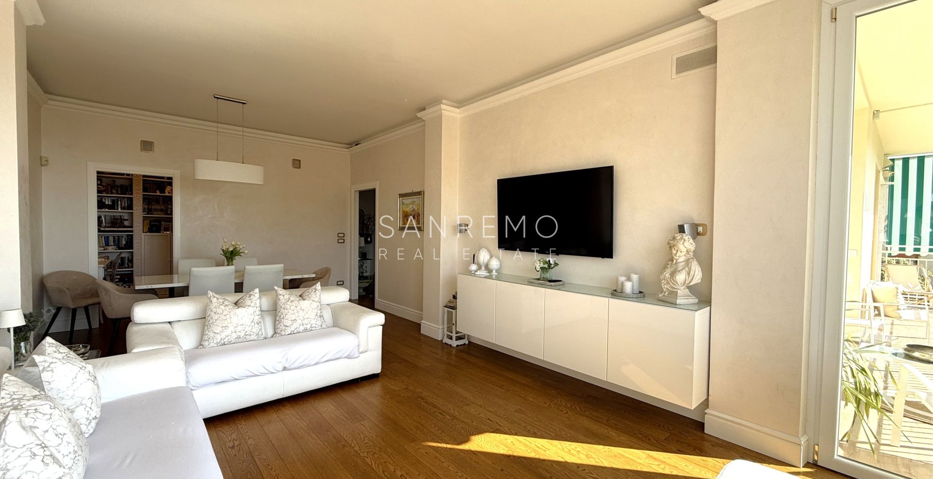 Appartamento completamente ristrutturato con un piacevole spazio esterno 