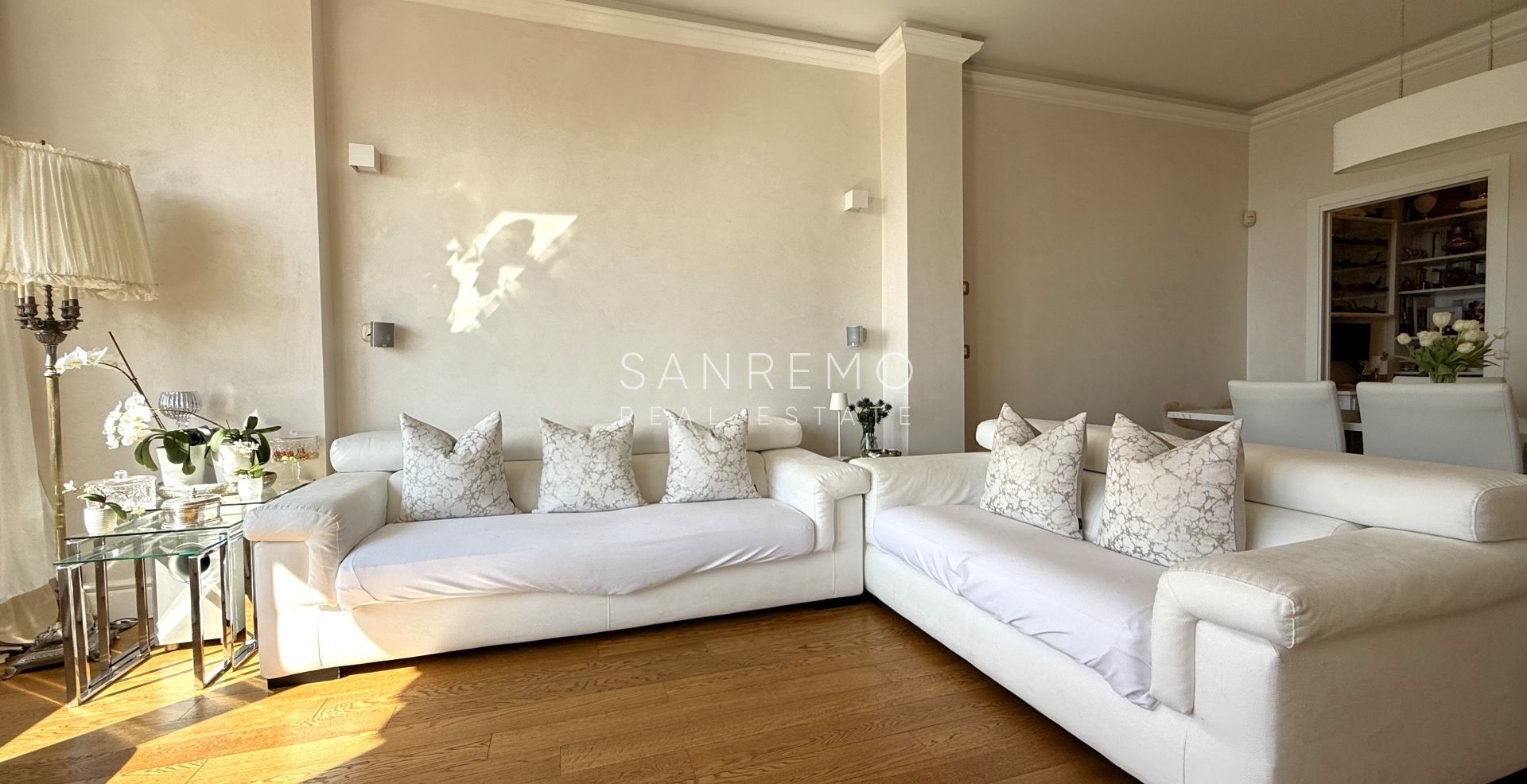 Appartamento completamente ristrutturato con un piacevole spazio esterno 