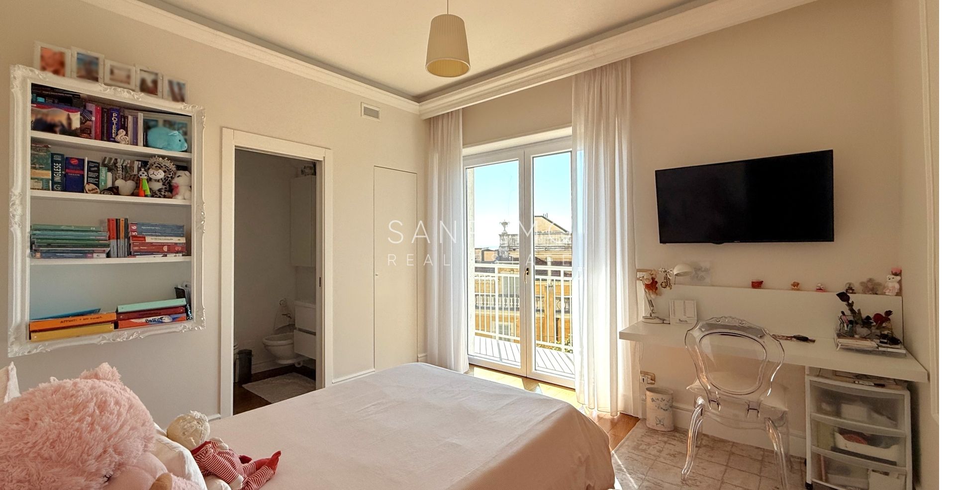 Appartamento completamente ristrutturato con un piacevole spazio esterno 