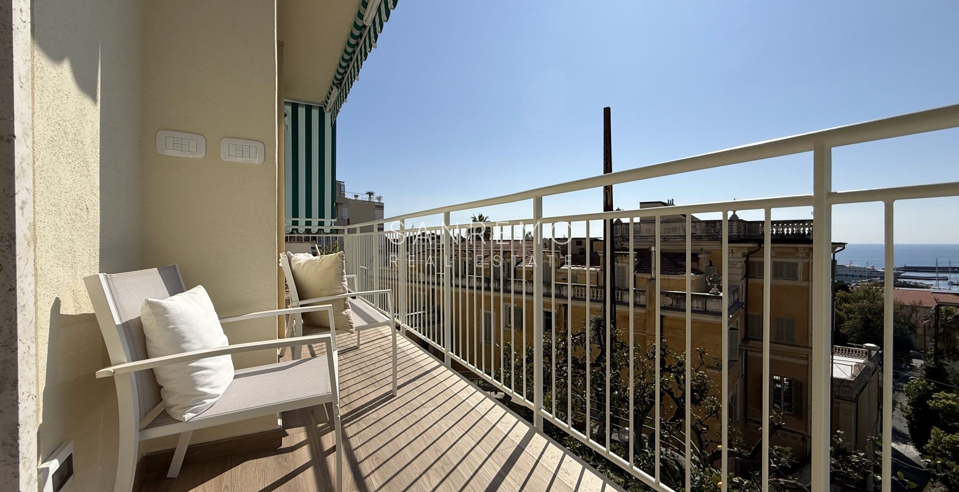 Appartamento completamente ristrutturato con un piacevole spazio esterno 