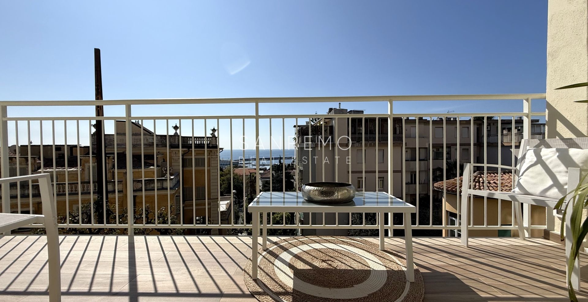 Appartamento completamente ristrutturato con un piacevole spazio esterno 