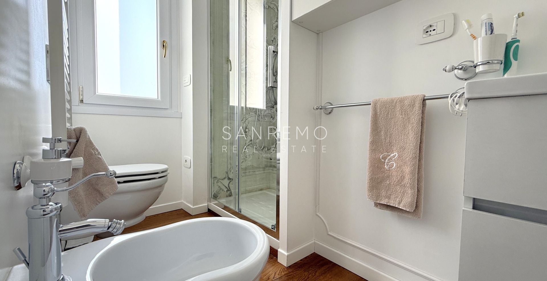 Appartamento completamente ristrutturato con un piacevole spazio esterno 