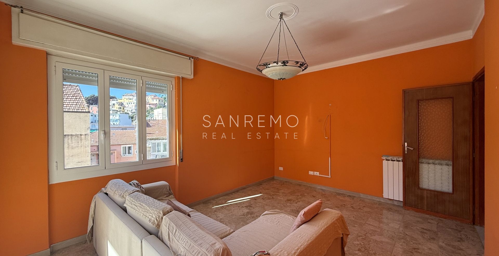 Ampio e luminoso bilocale con grande terrazza