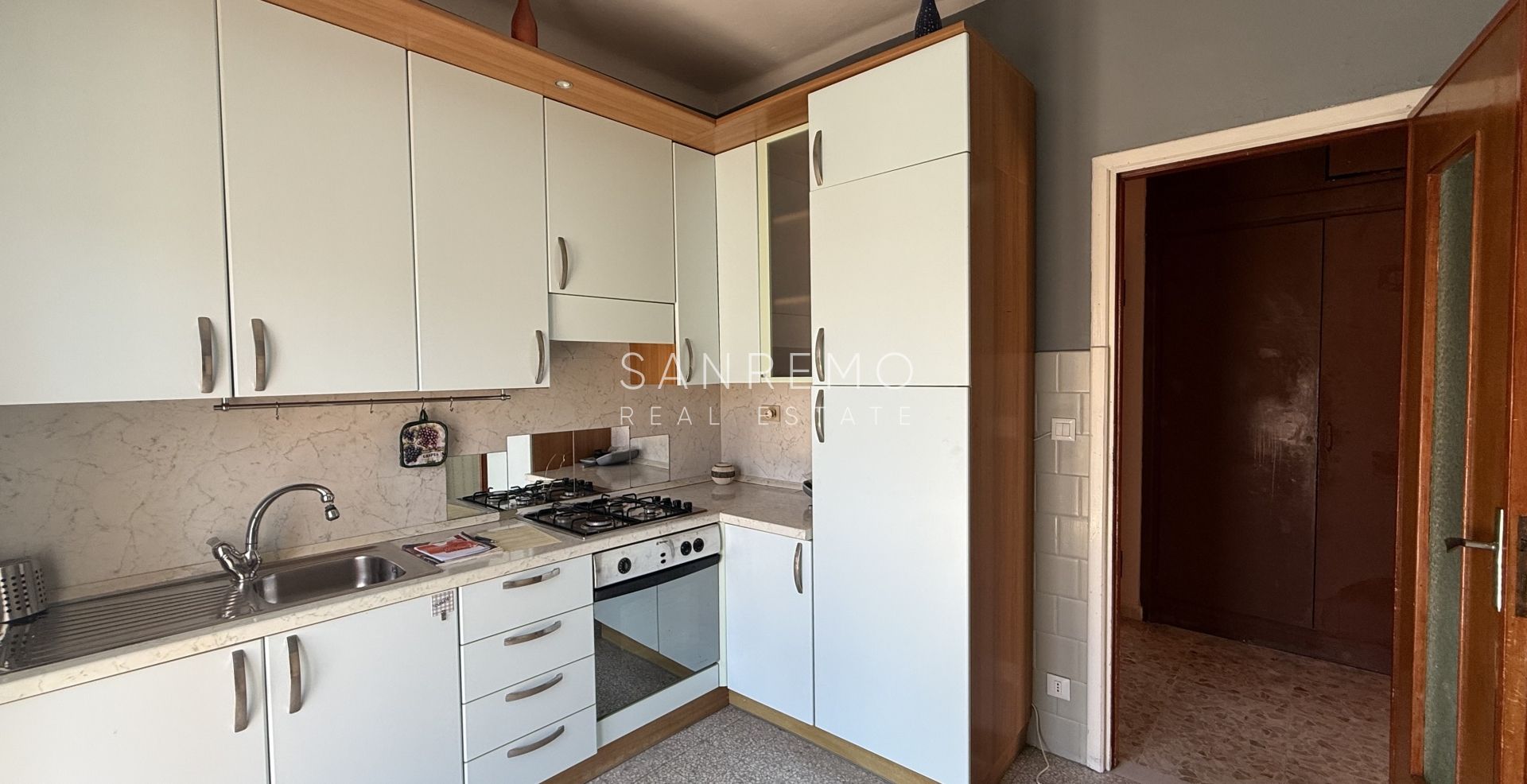 Ampio e luminoso bilocale con grande terrazza