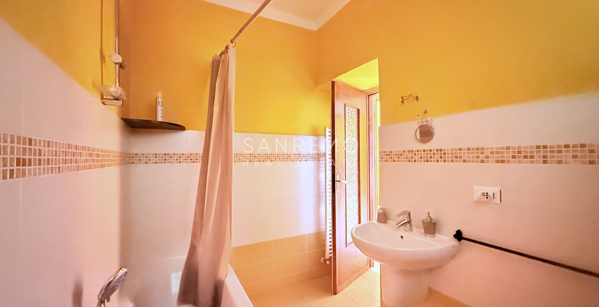 Ampio e luminoso bilocale con grande terrazza