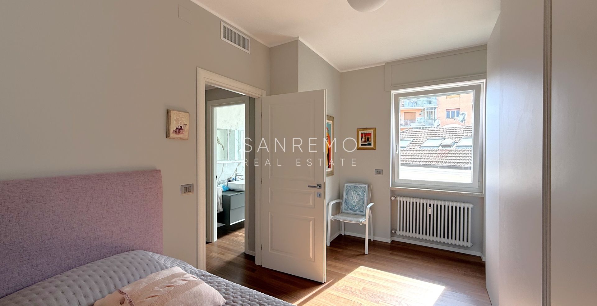 Appartamento ottimamente esposto con terrazza e gradevole vista mare