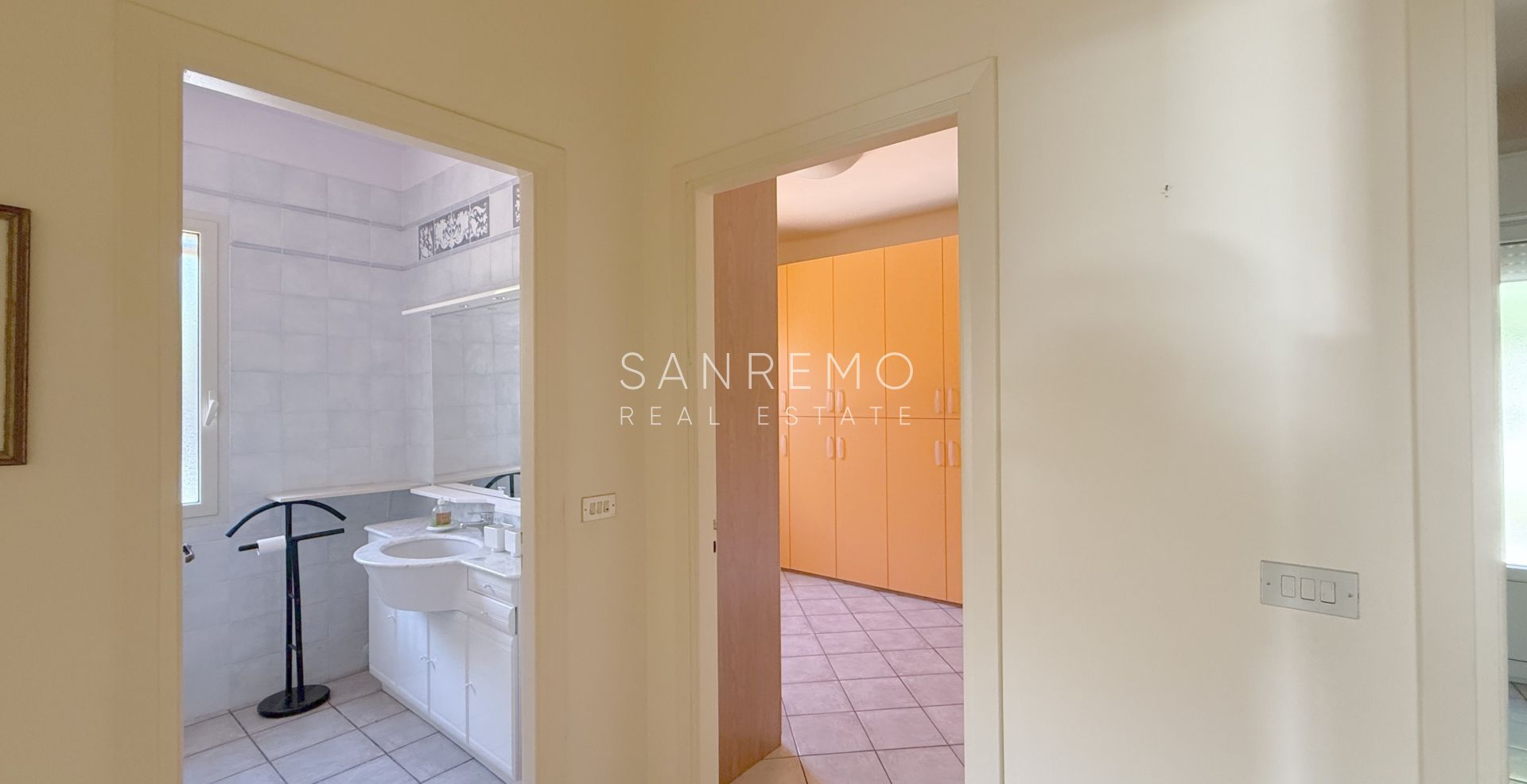 Graziosa villa con piscina sulla prima collina di Sanremo