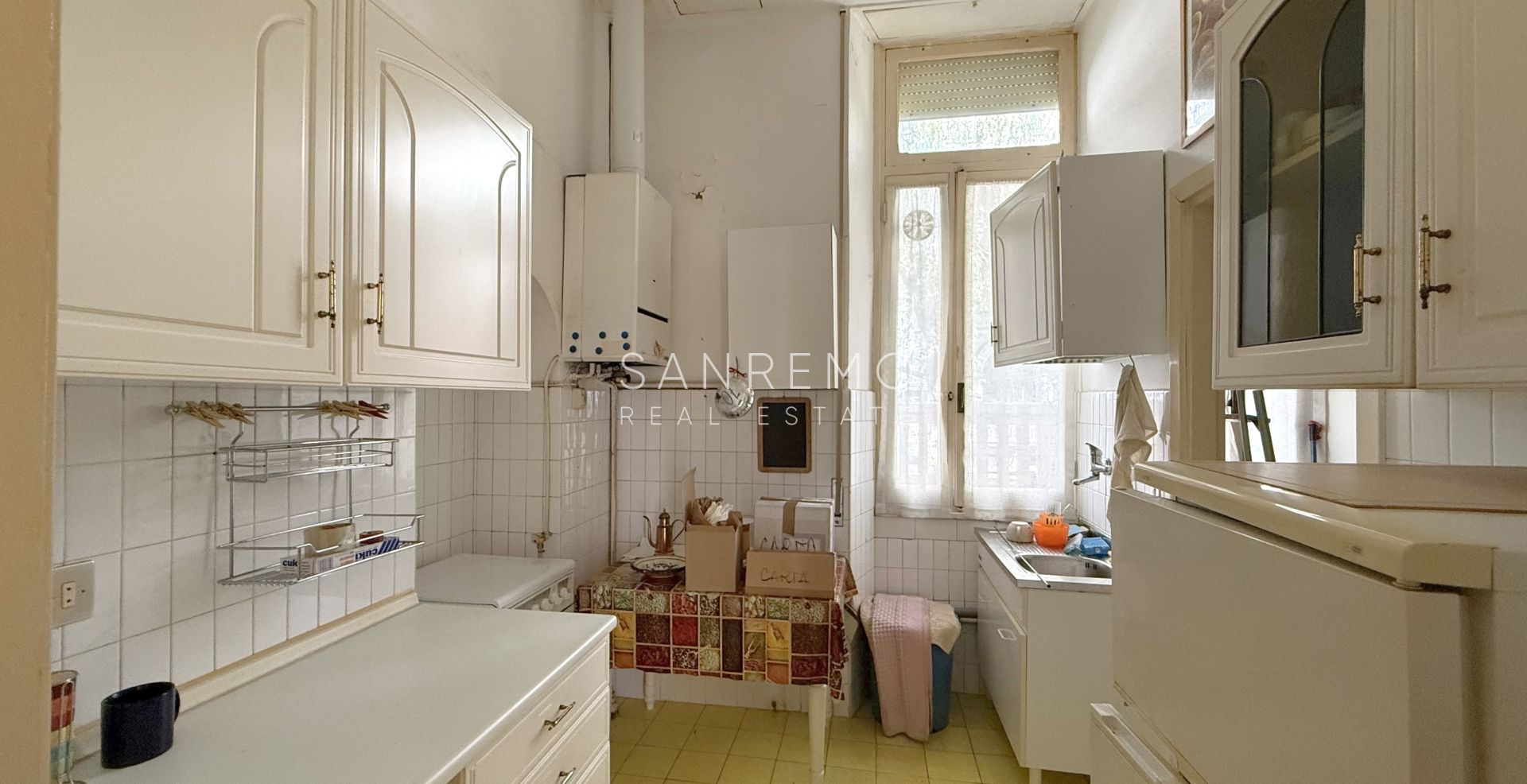 Prestigioso appartamento in villa con splendida vista mare