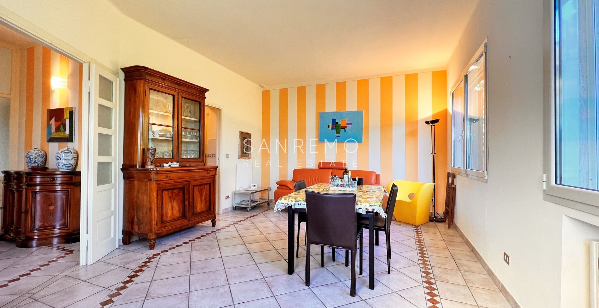 Graziosa villa con piscina sulla prima collina di Sanremo