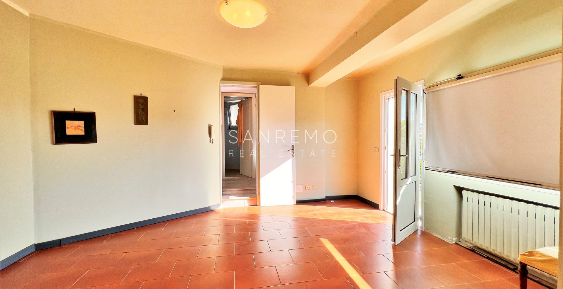 Graziosa villa con piscina sulla prima collina di Sanremo