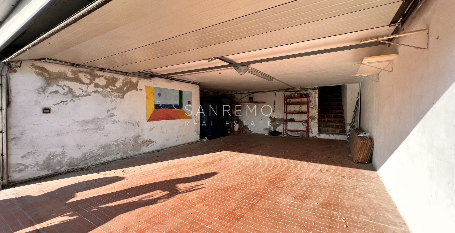 Graziosa villa con piscina sulla prima collina di Sanremo