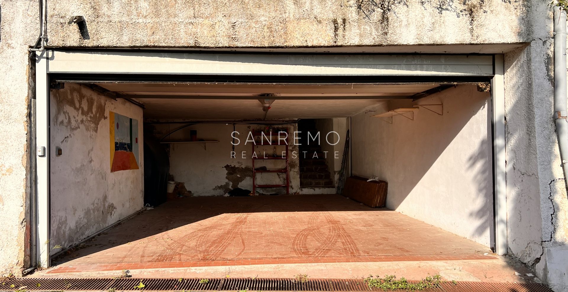 Graziosa villa con piscina sulla prima collina di Sanremo