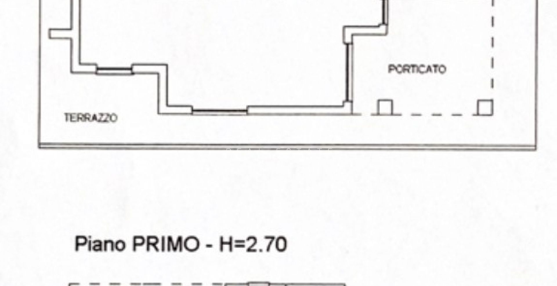 Luminosa villa  in ottime condizioni disposta su tre livelli con circostante giardino