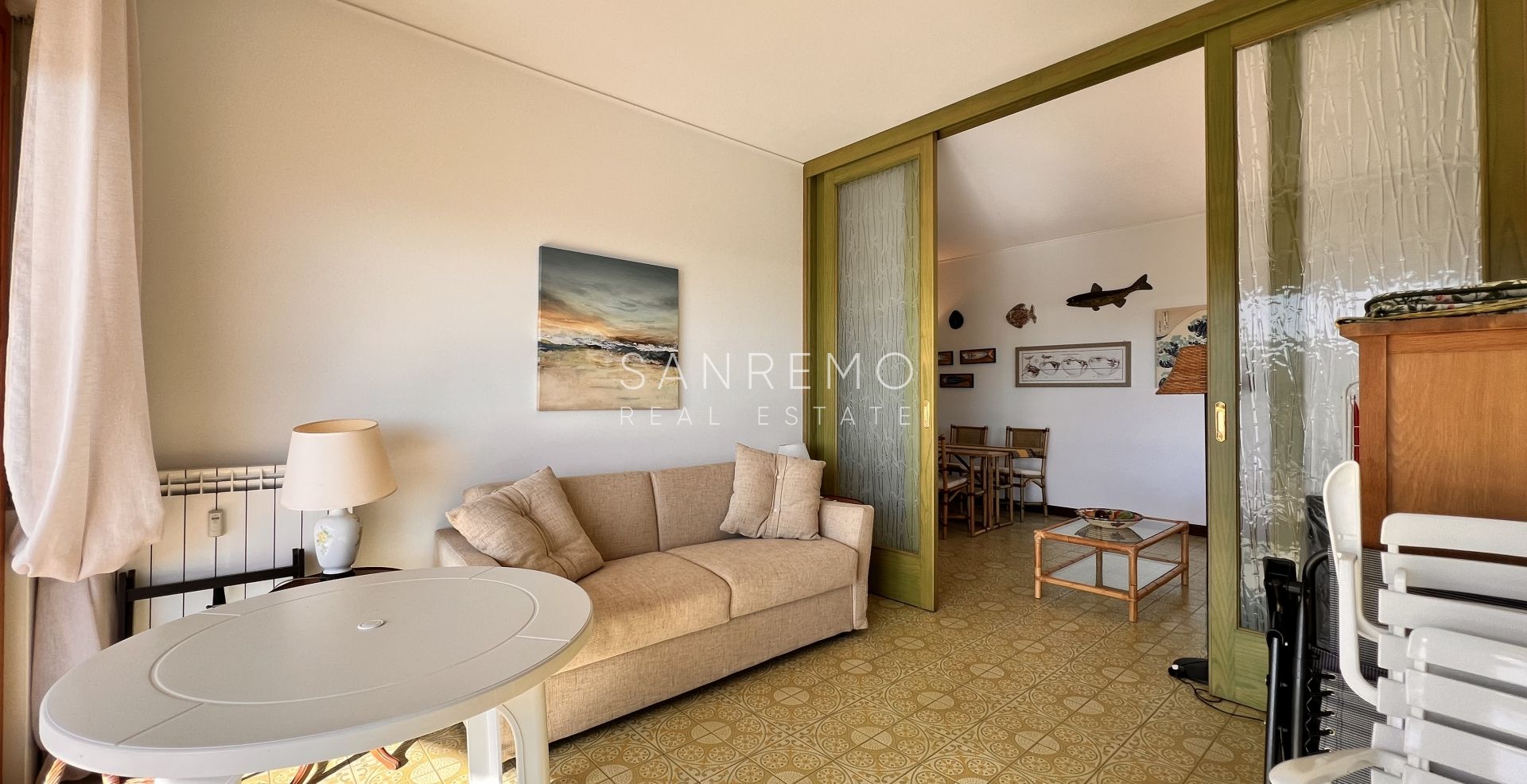 Luminoso appartamento di 100 mq con vista mare in zona tranquilla e circondata dal verde