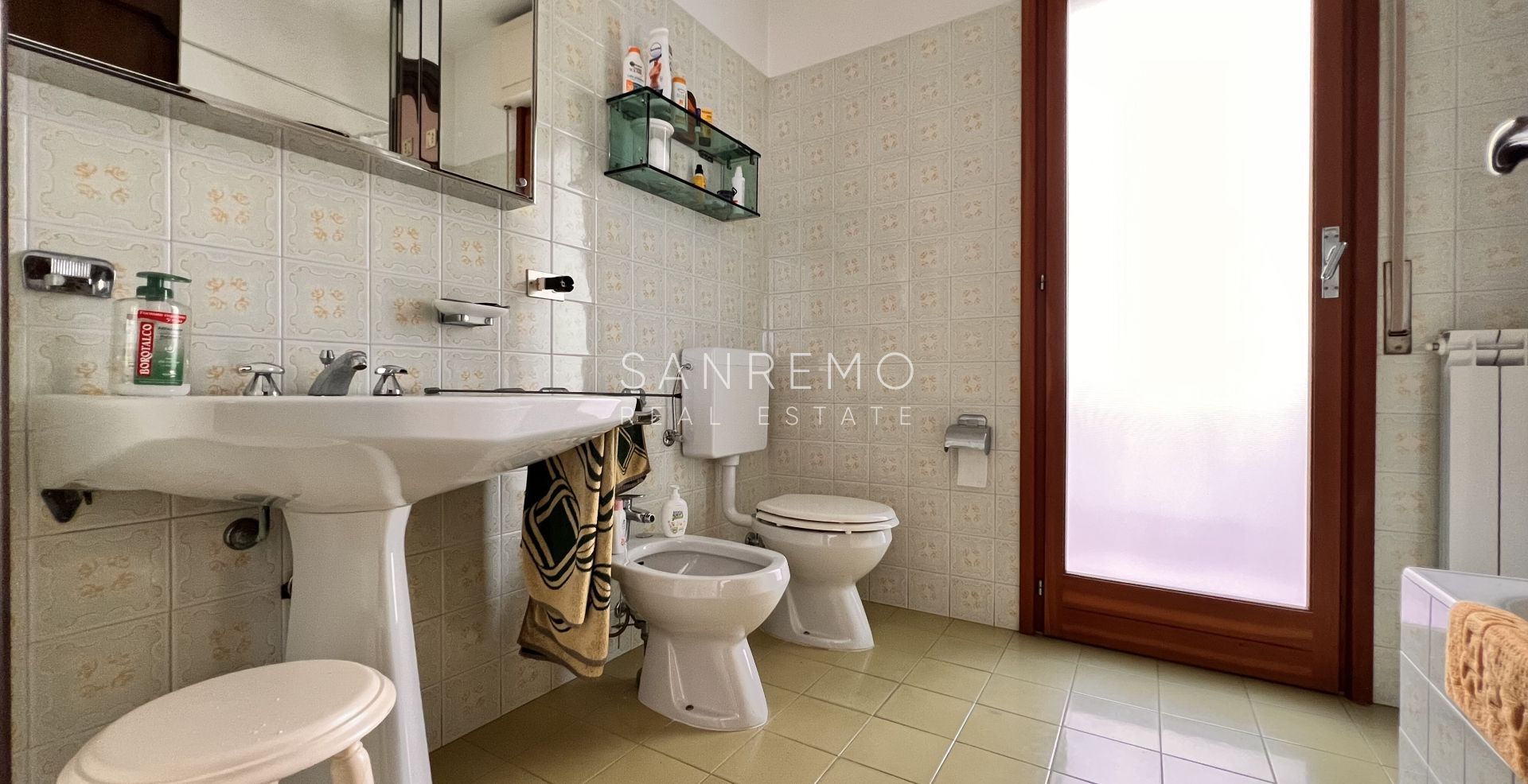 Luminoso appartamento di 100 mq con vista mare in zona tranquilla e circondata dal verde