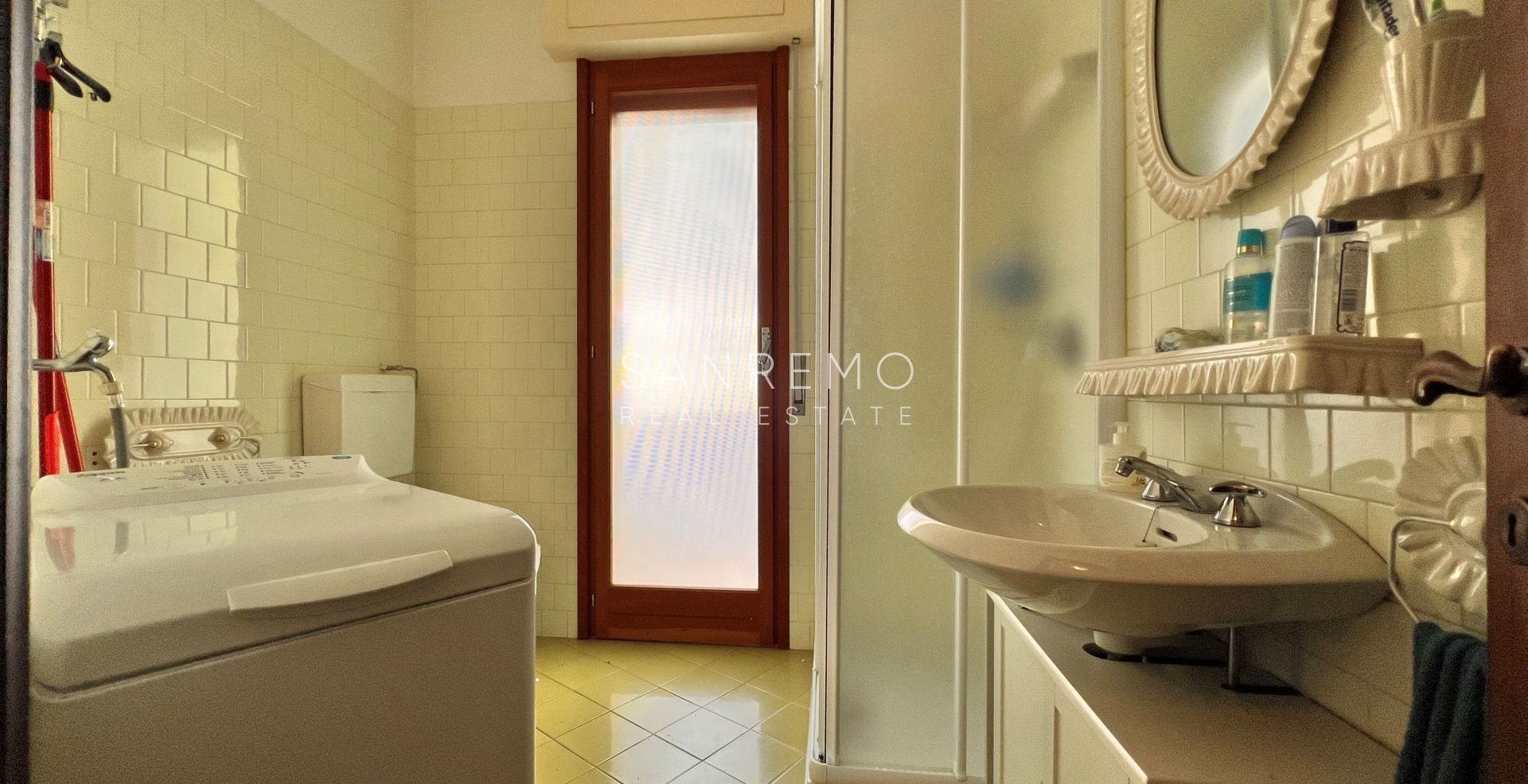 Luminoso appartamento di 100 mq con vista mare in zona tranquilla e circondata dal verde
