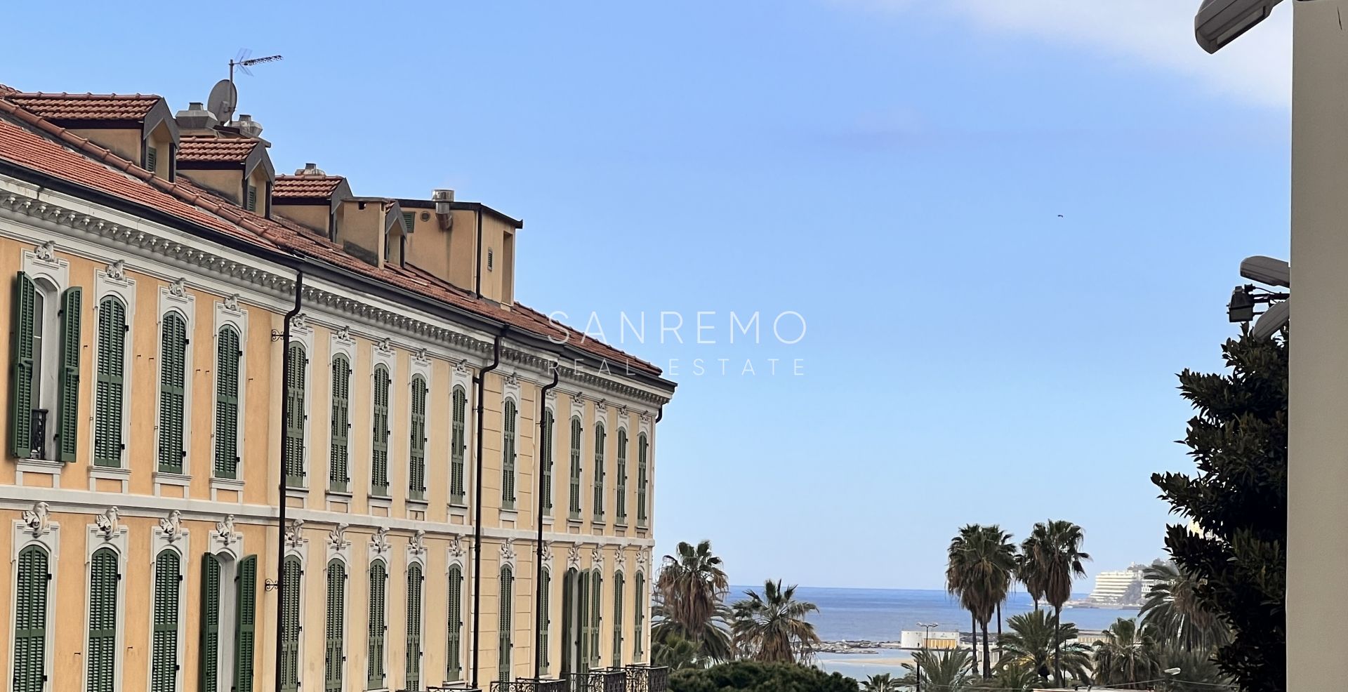 Appartamento di ampia superficie nel pieno centro della città