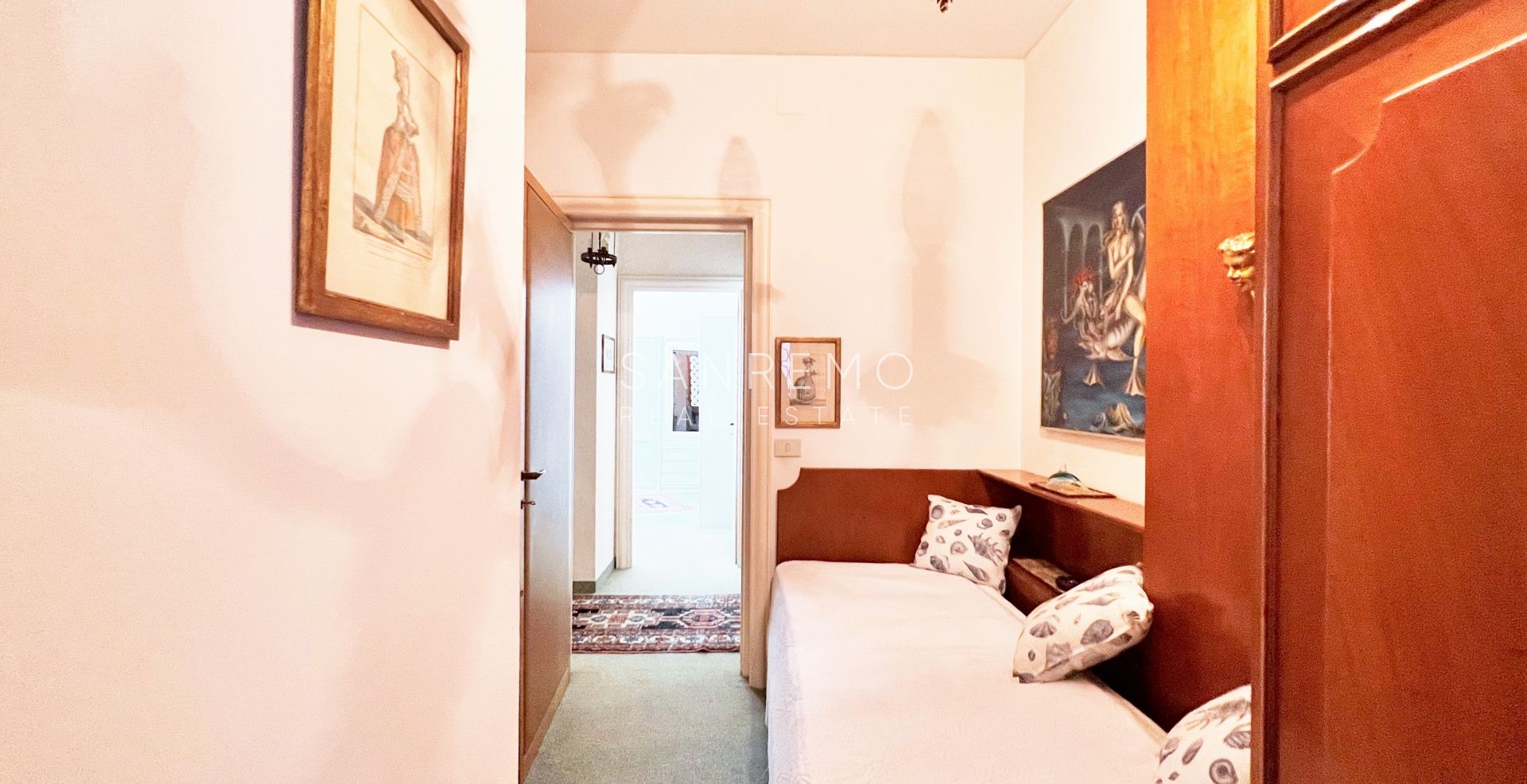Ampio appartamento con giardino e vista mare