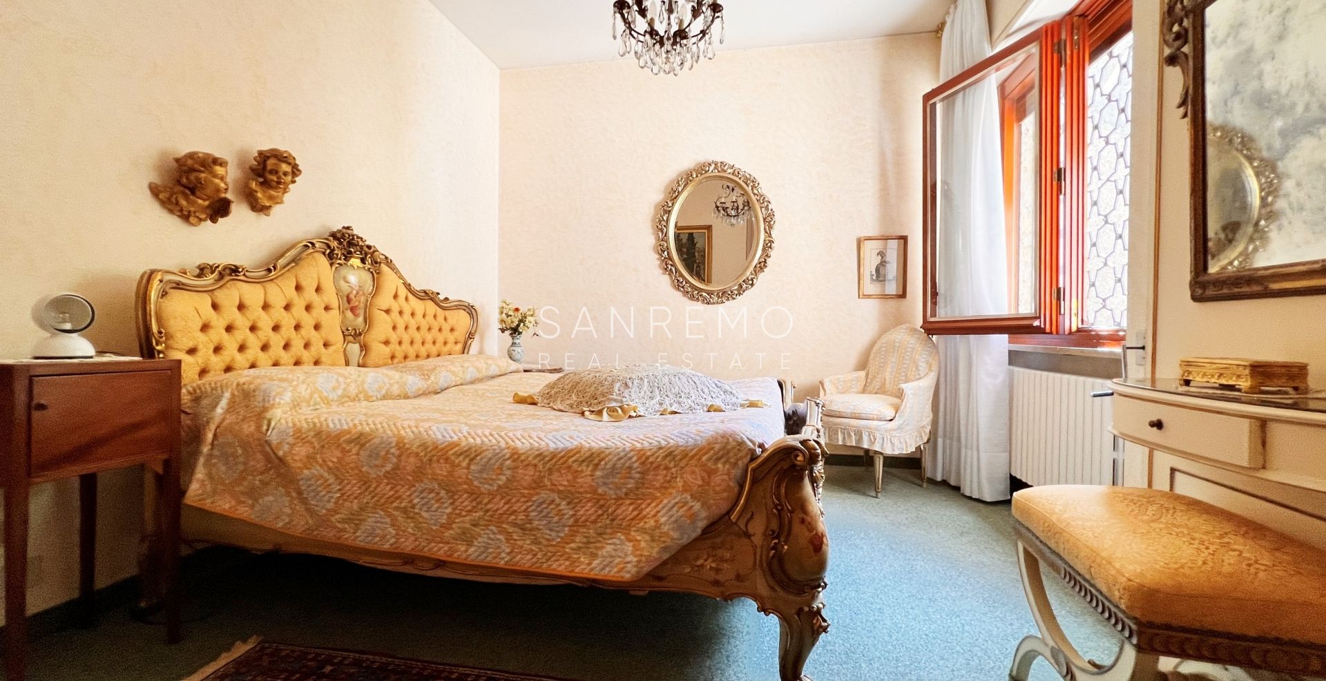 Ampio appartamento con giardino e vista mare