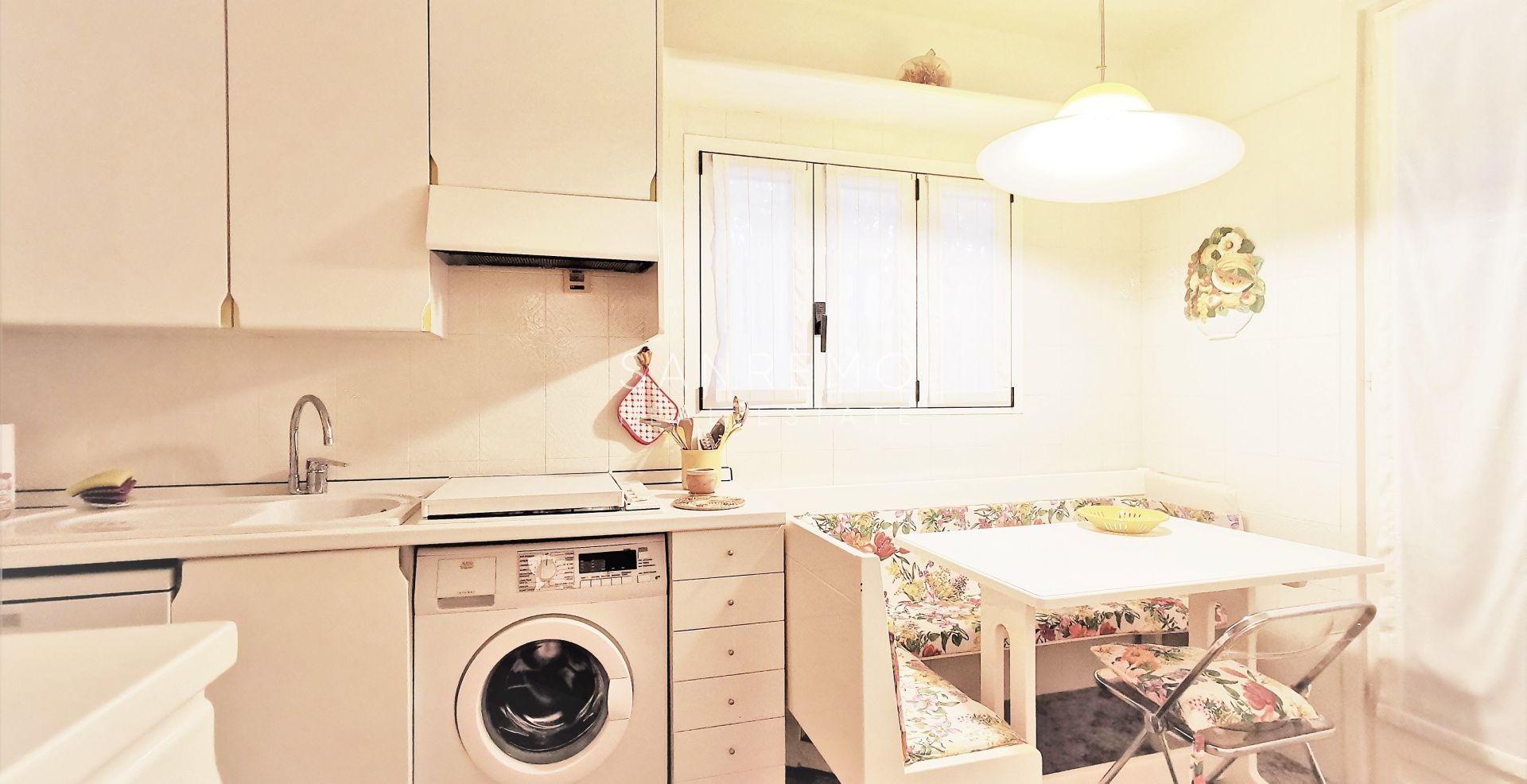 Appartamento con terrazzo e vista mare